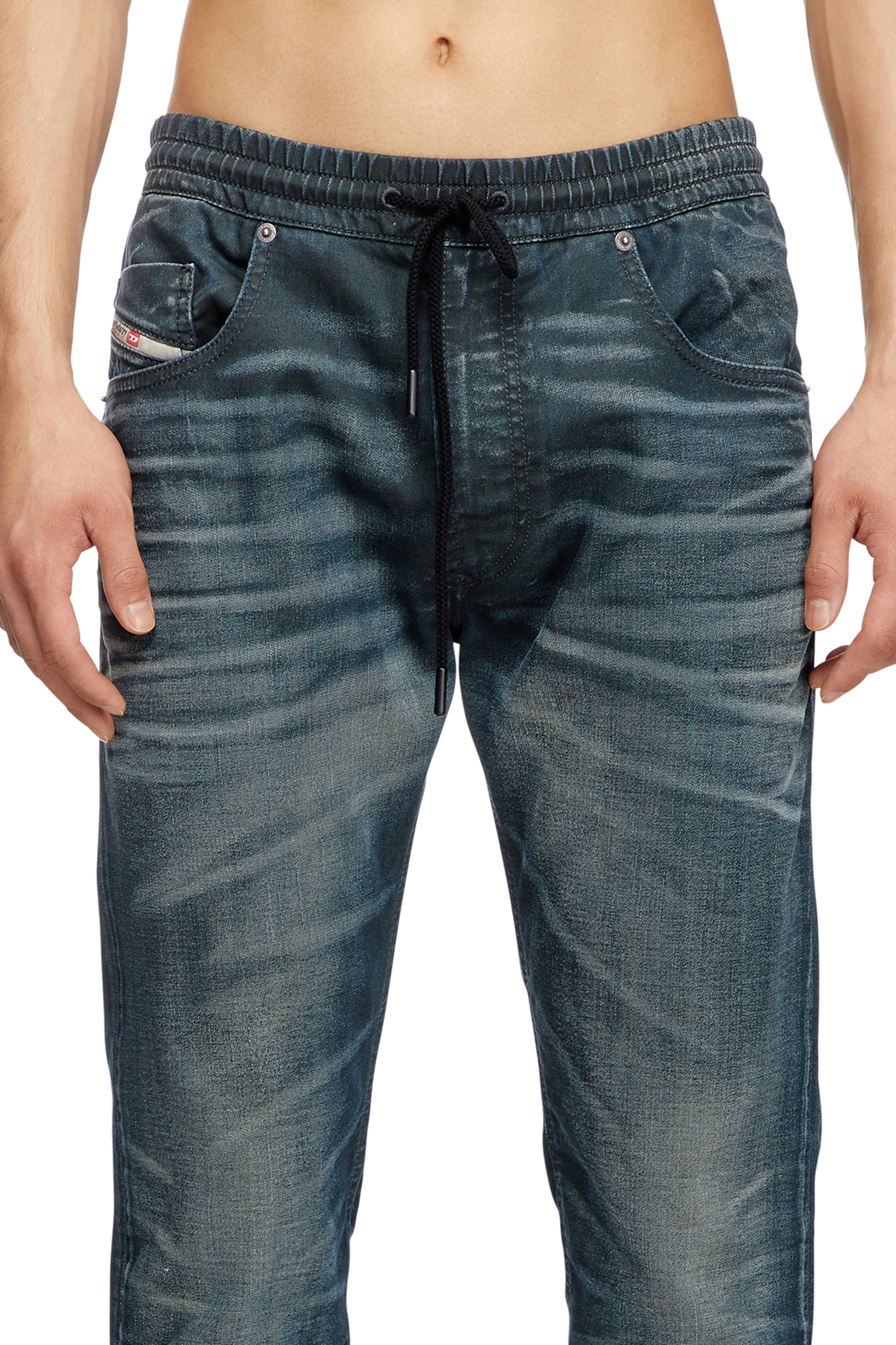 Diesel - Regular 2030 D-Krooley Joggjeans® 068QK Homme, Bleu Foncé - Image 5