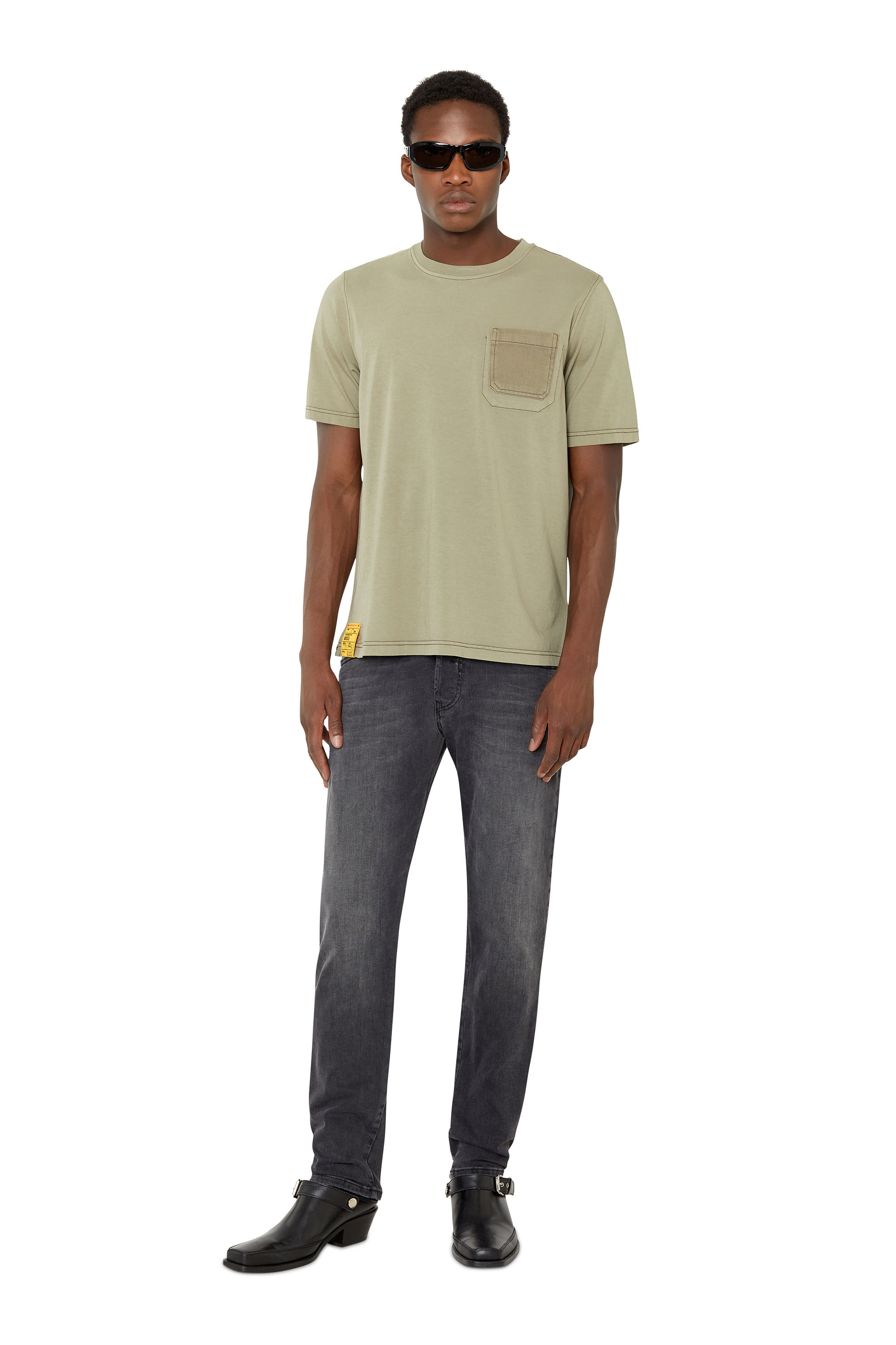 Diesel - D-Yennox 0IHAV Tapered Jeans, Black/Dark grey - Image 5
