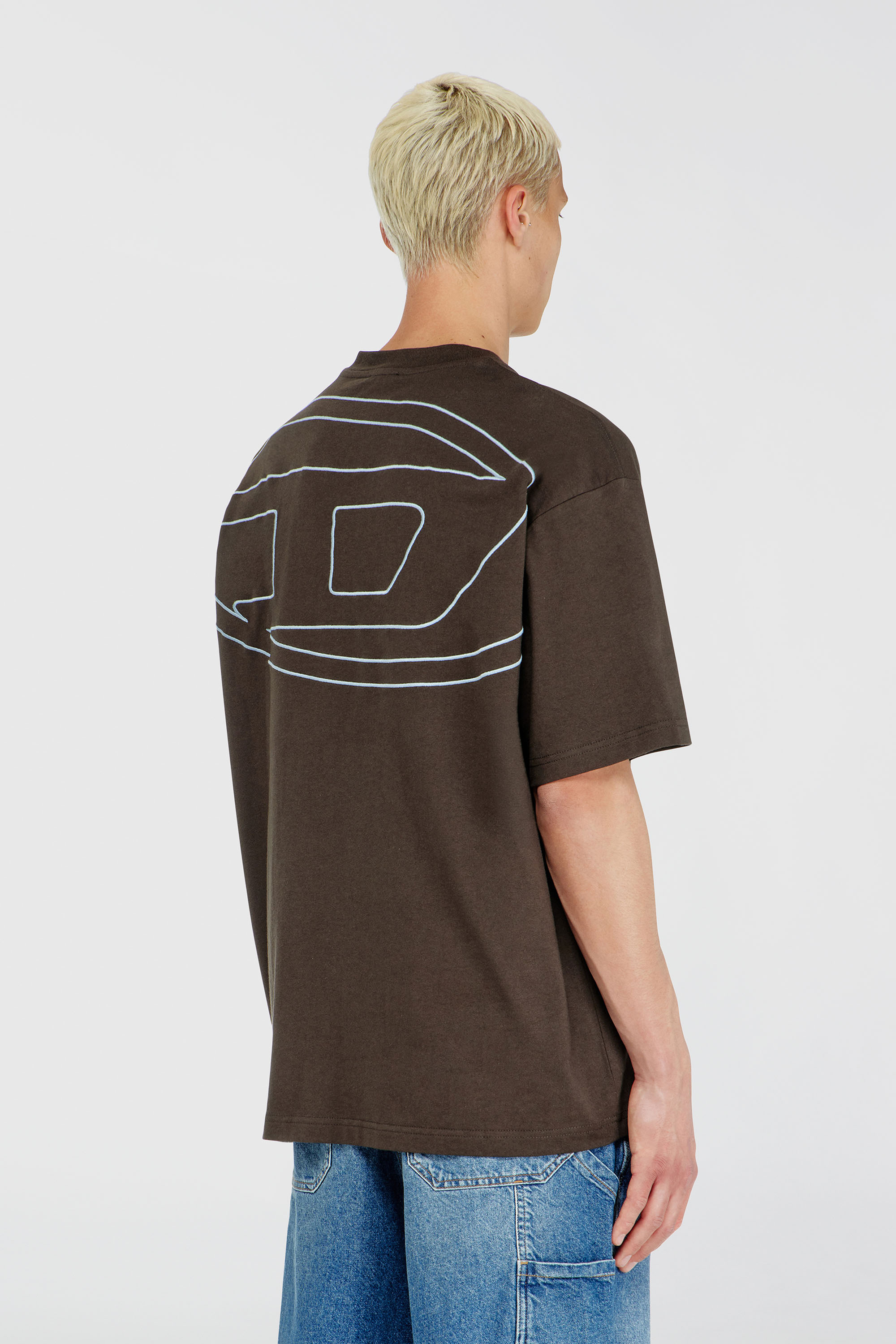 Diesel - T-BOGGY-MEGOVAL-D, T-shirt avec maxi oval D brod&eacute; Homme in Marron - 4