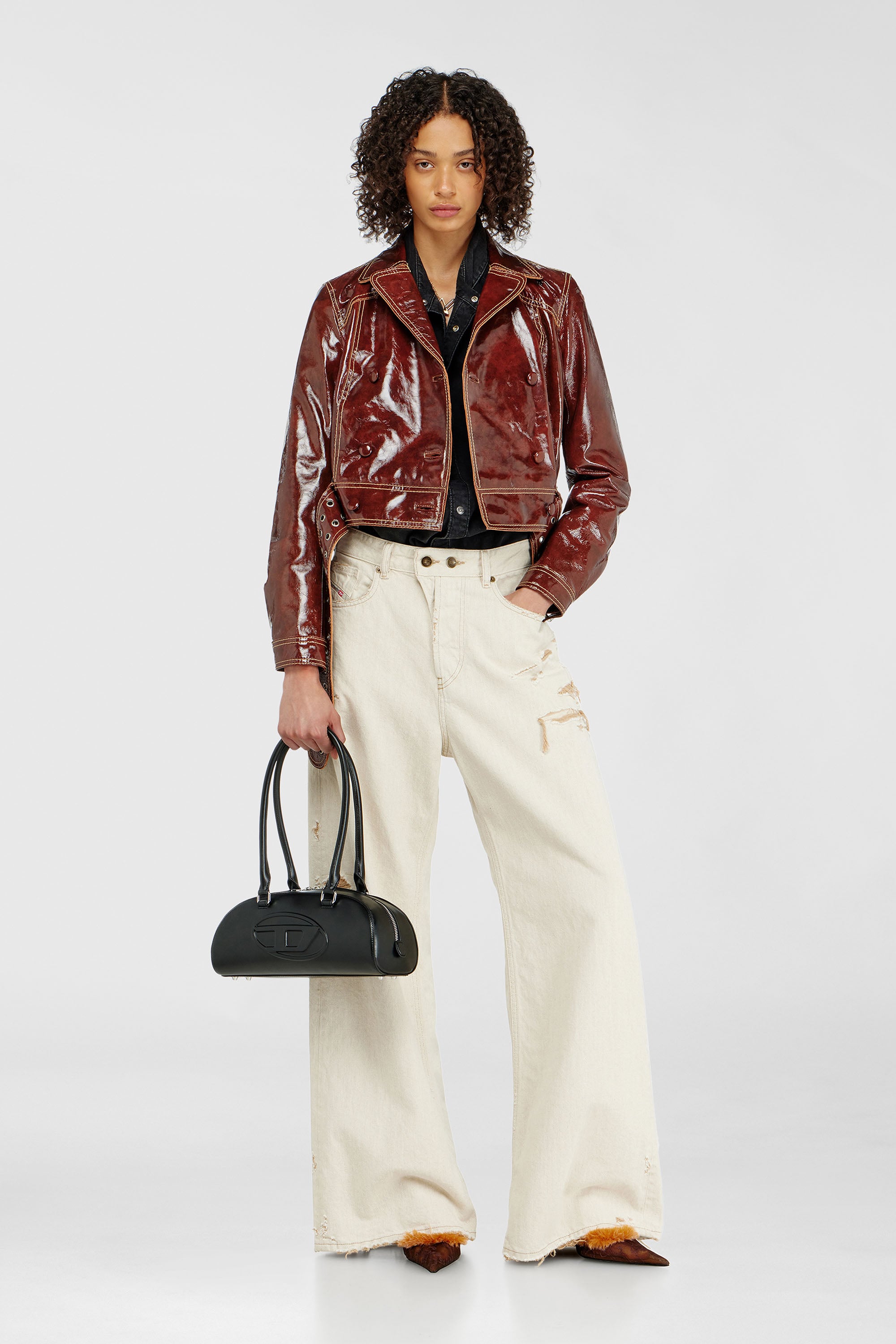Diesel - L-EGEND, Veste en cuir verni avec large ceinture Femme in Rouge - 2