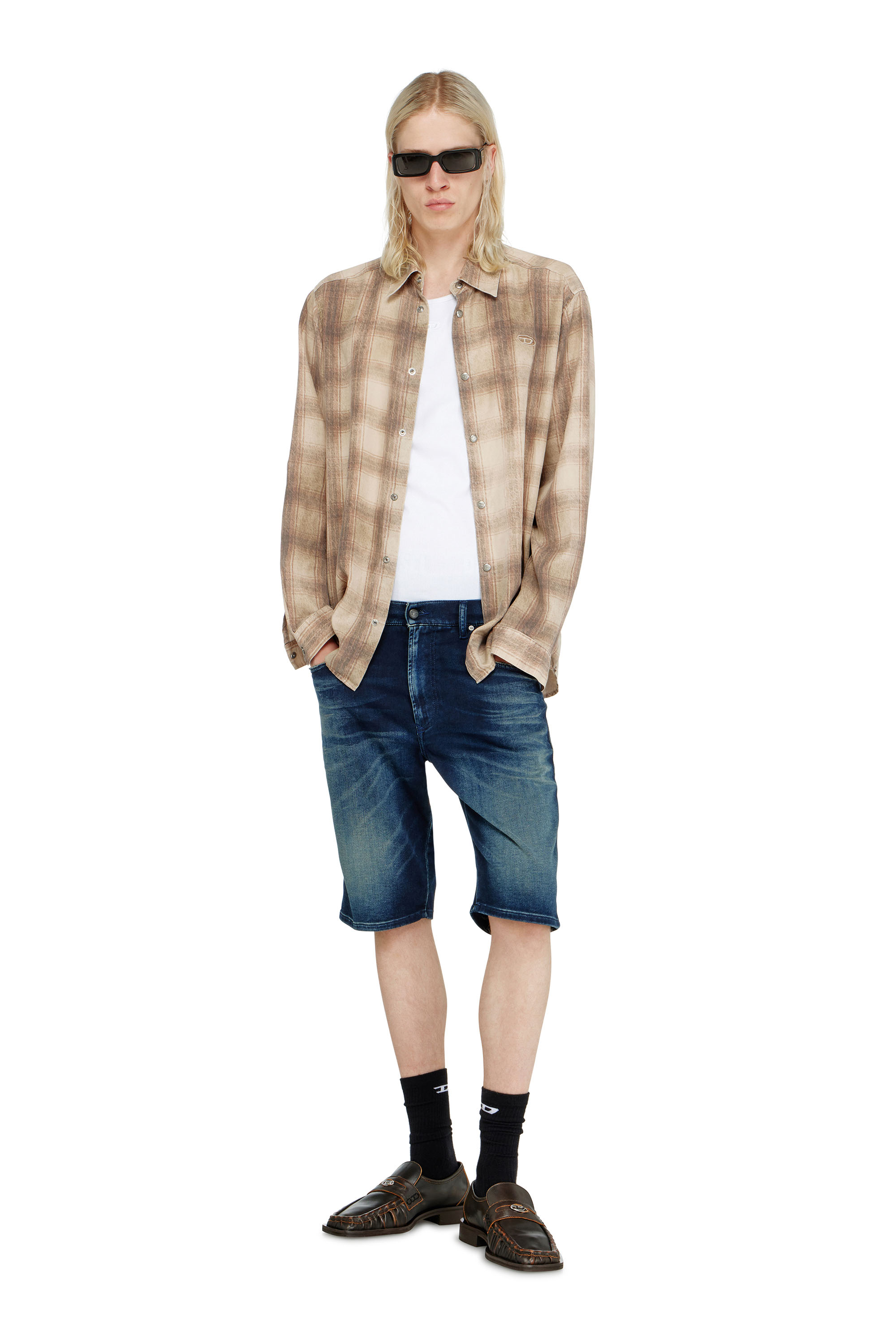 Diesel - 2033 D-KROOLEY-SHORT-BW JOGG, Chino shorts en JoggJeans d&eacute;lav&eacute; Homme in Bleu - 1