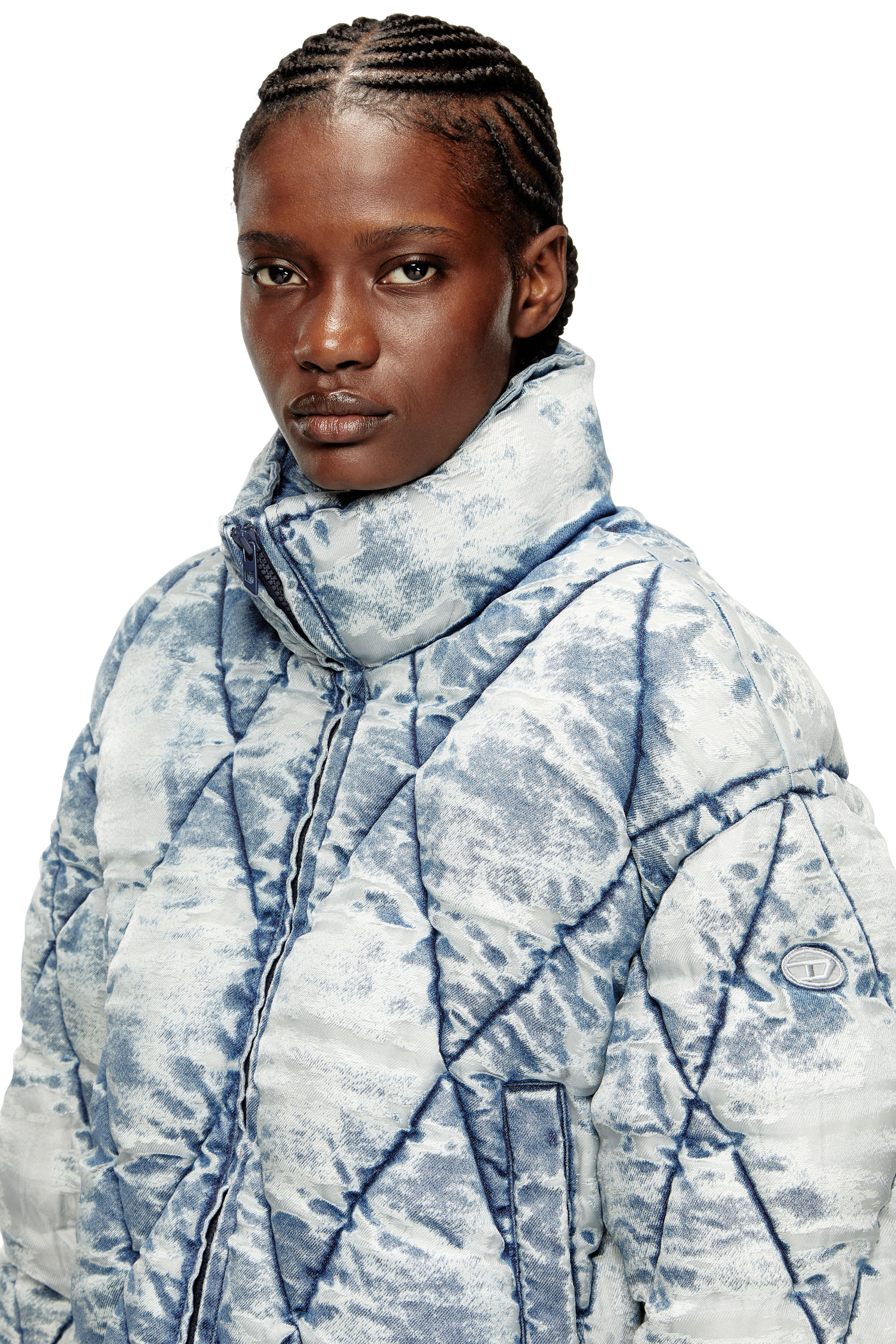 Diesel - W-HISTEL, Woman's Puffer jacket in argyle-quilted devoré shell in Light Blue - 5