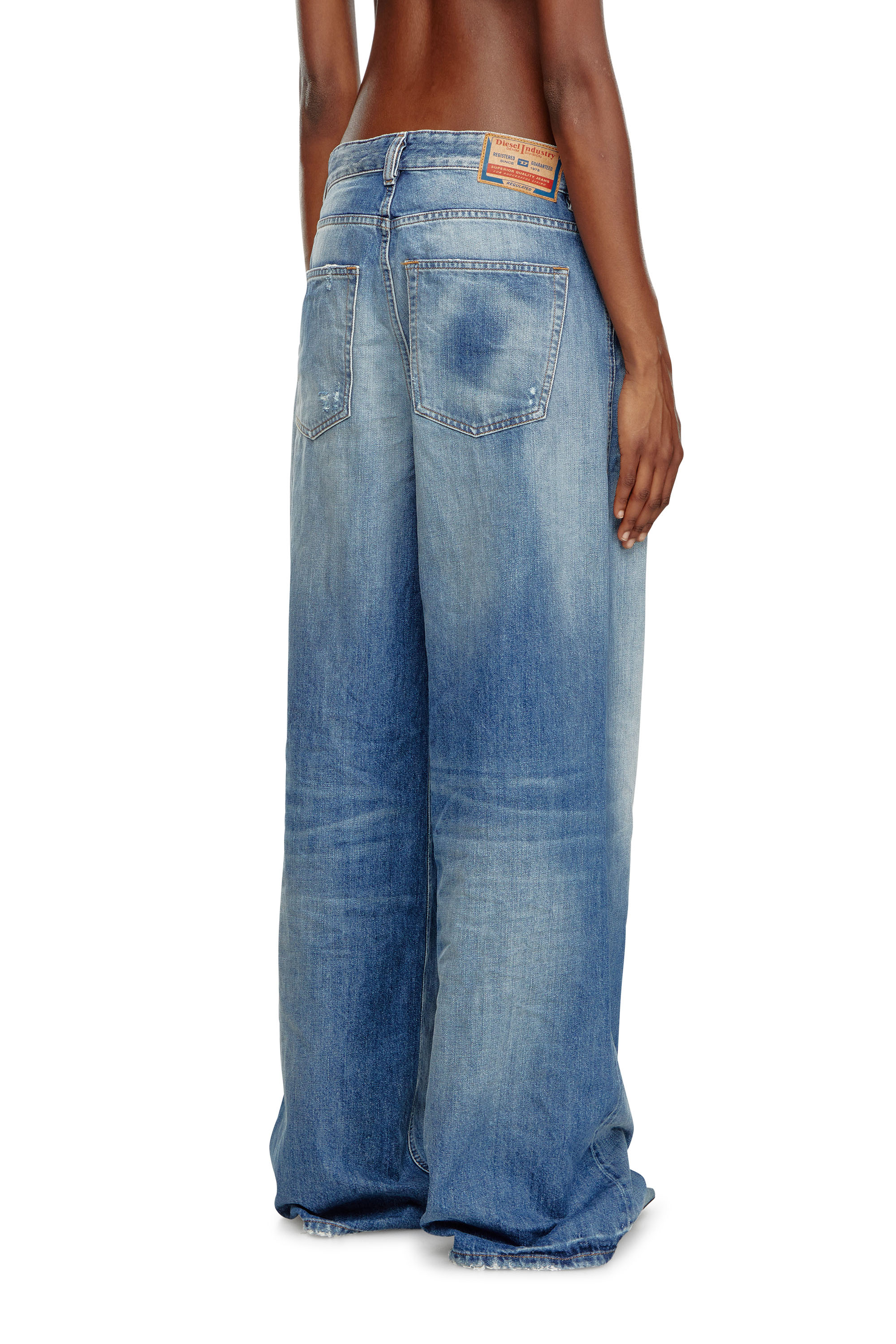 Diesel - Femme Straight Jeans 1996 D-Sire 09J86, Bleu moyen - Image 3