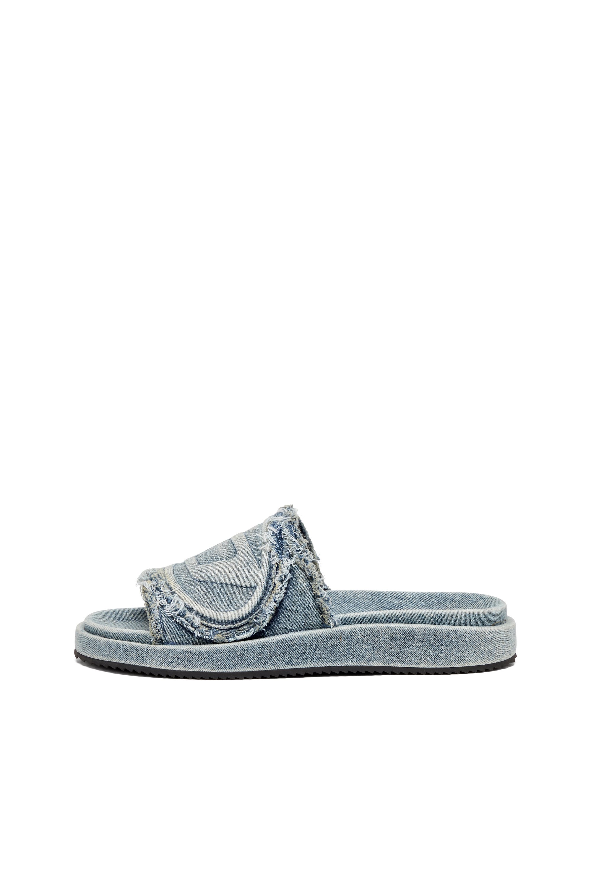 Diesel - SA-SLIDE D OVAL, Claquettes en denim vieilli Mixte in Bleu - 7