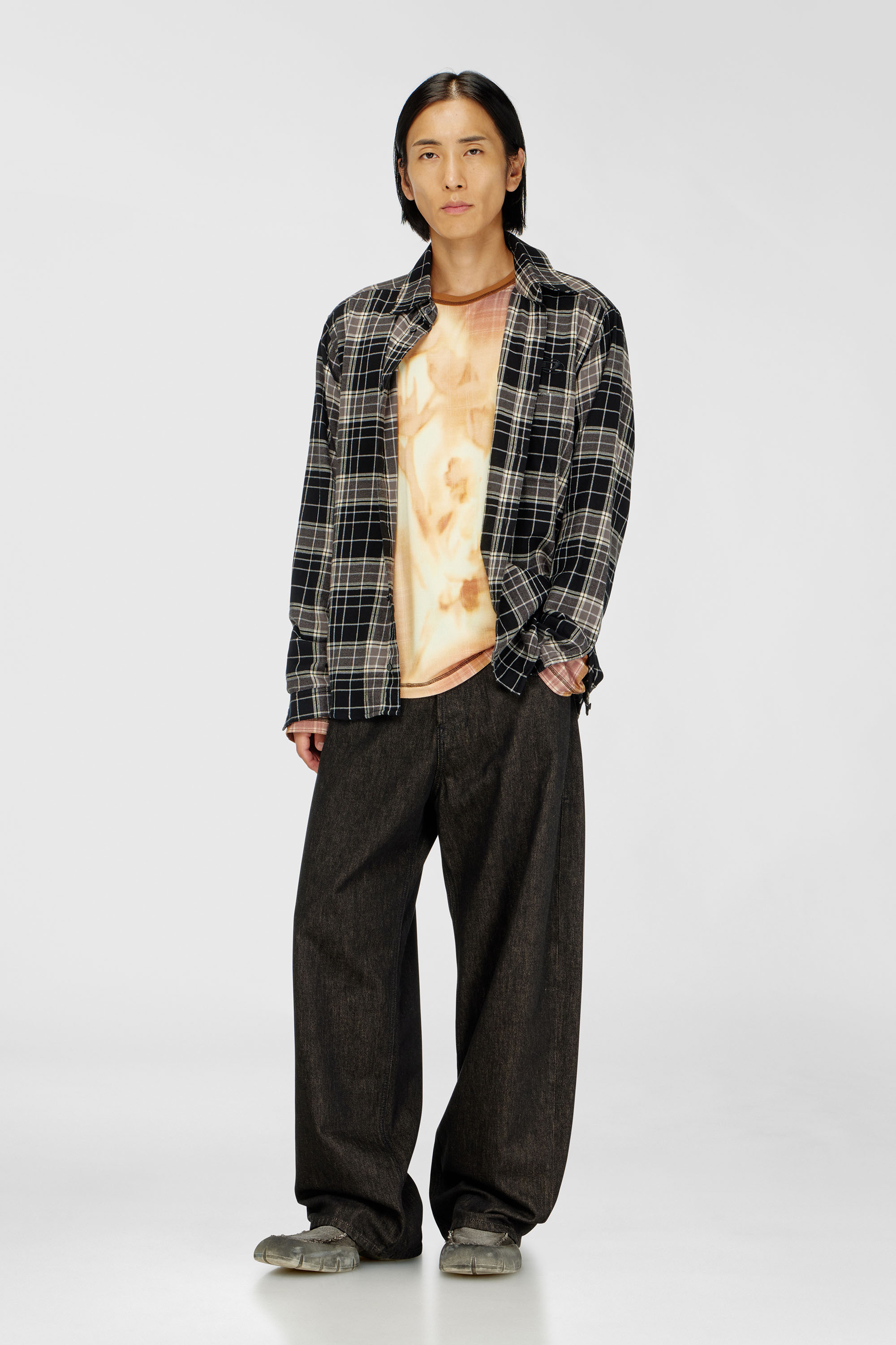 Diesel - S-SIMPLY-HNBI, Chemise &agrave; carreaux en flanelle effet distressed Homme in Polychrome - 1
