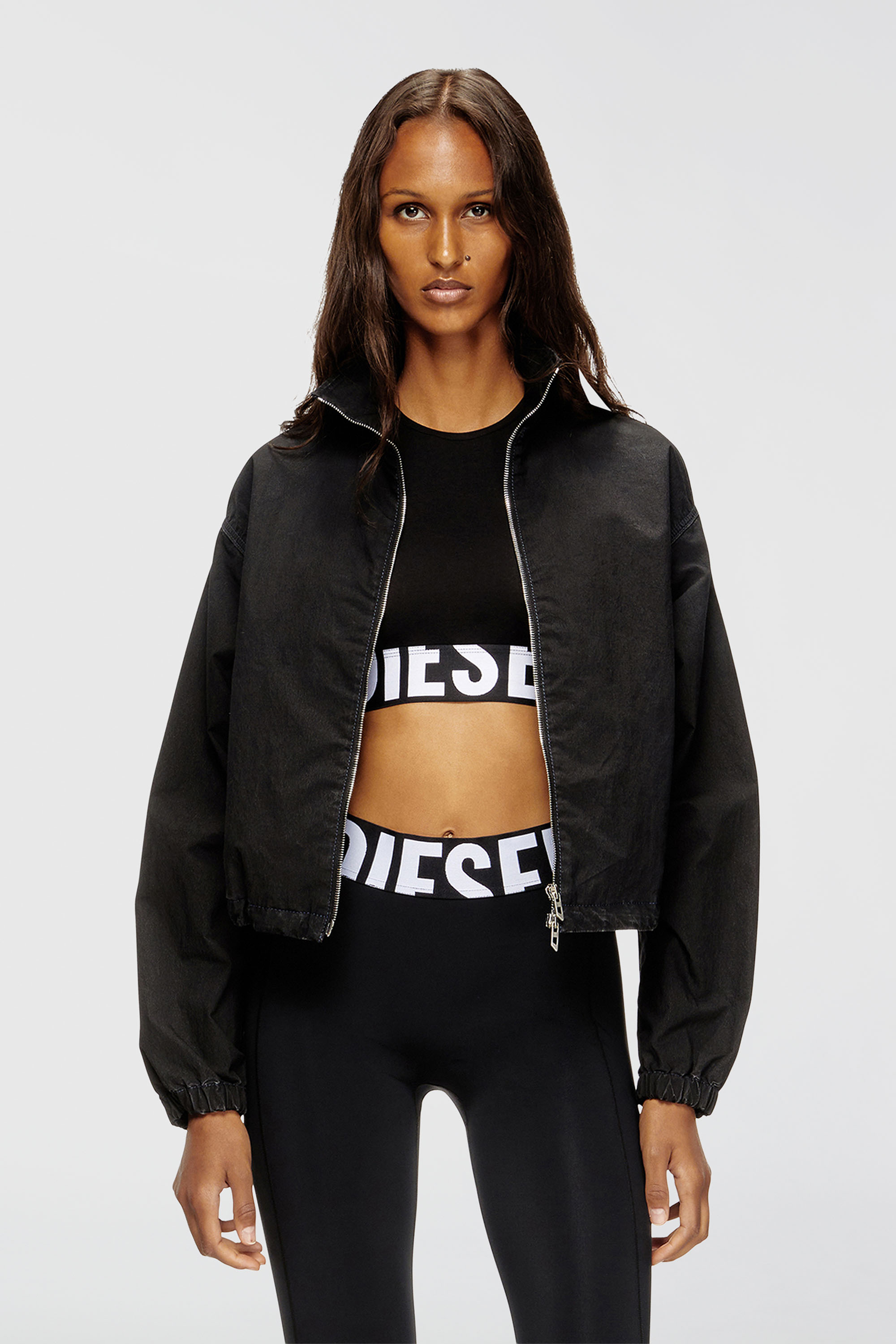 Diesel - ADA-D-POP, D&eacute;bardeur crop avec logo d&eacute;coup&eacute; Femme in Noir - 2