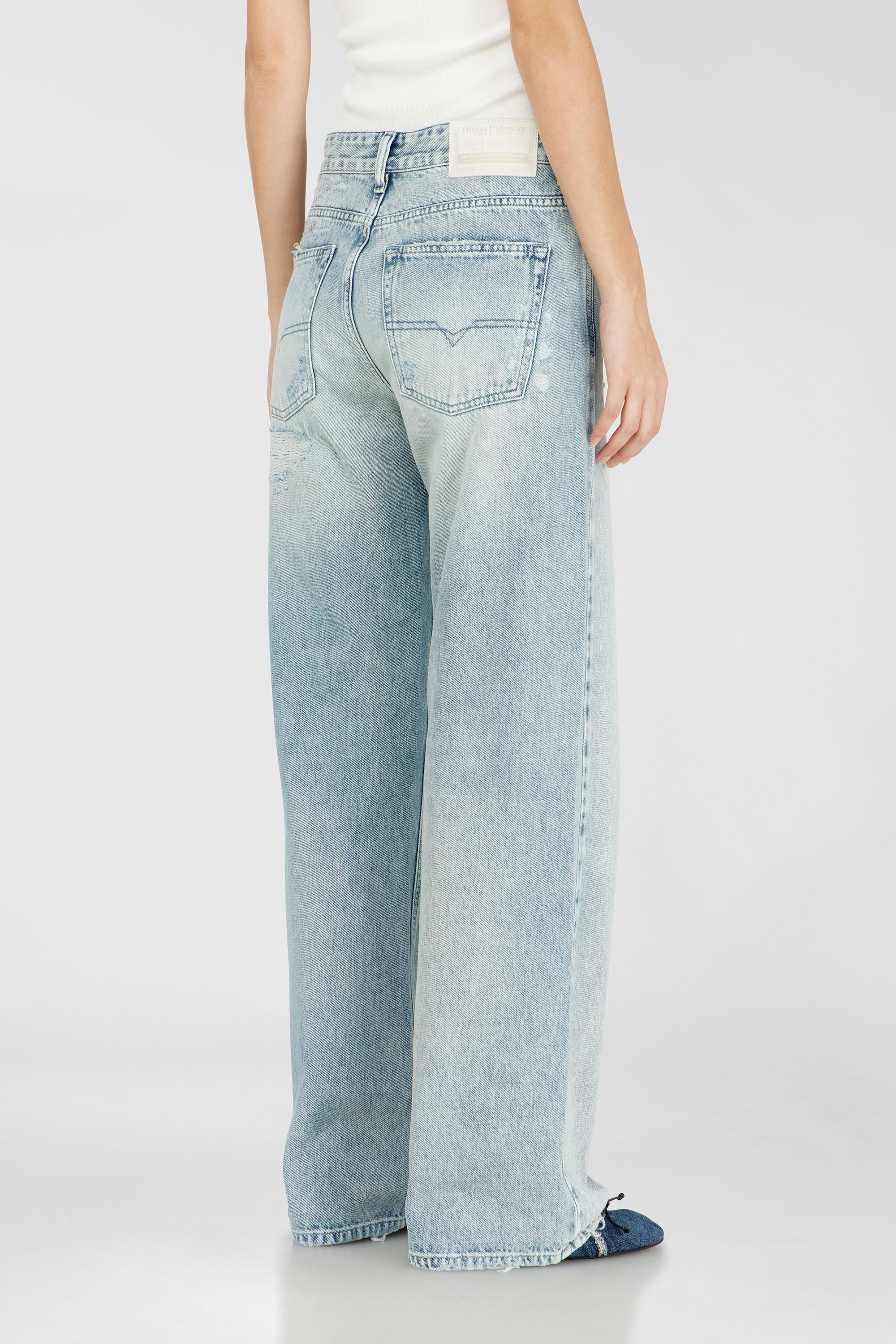 Diesel - Relaxed Jeans 1990 D-Waigee 09R51 Femme, null - Image 5