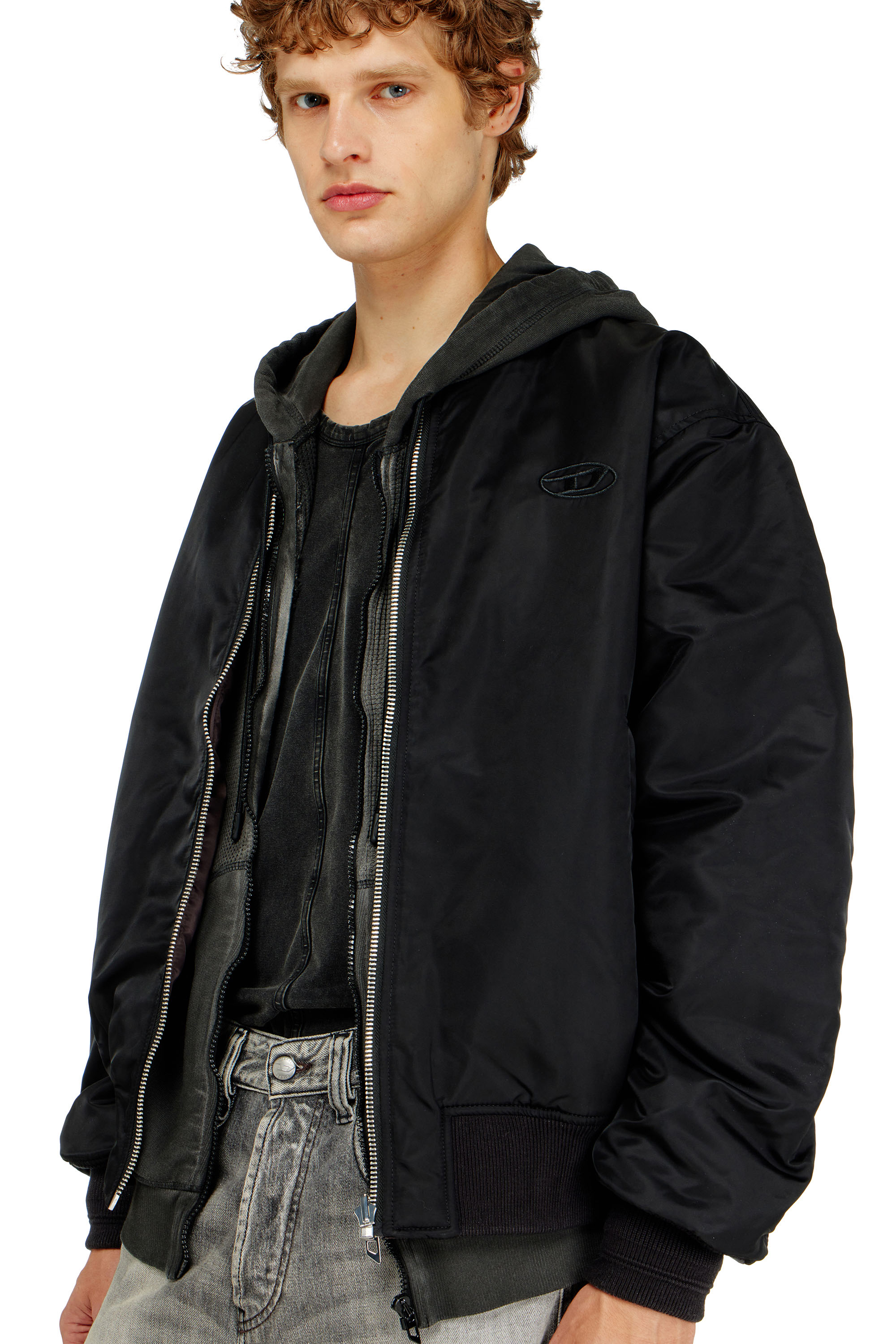 Diesel - W-TYPE-D1, Blouson aviateur rembourr&eacute; avec broderie Oval D Homme in Noir - 5
