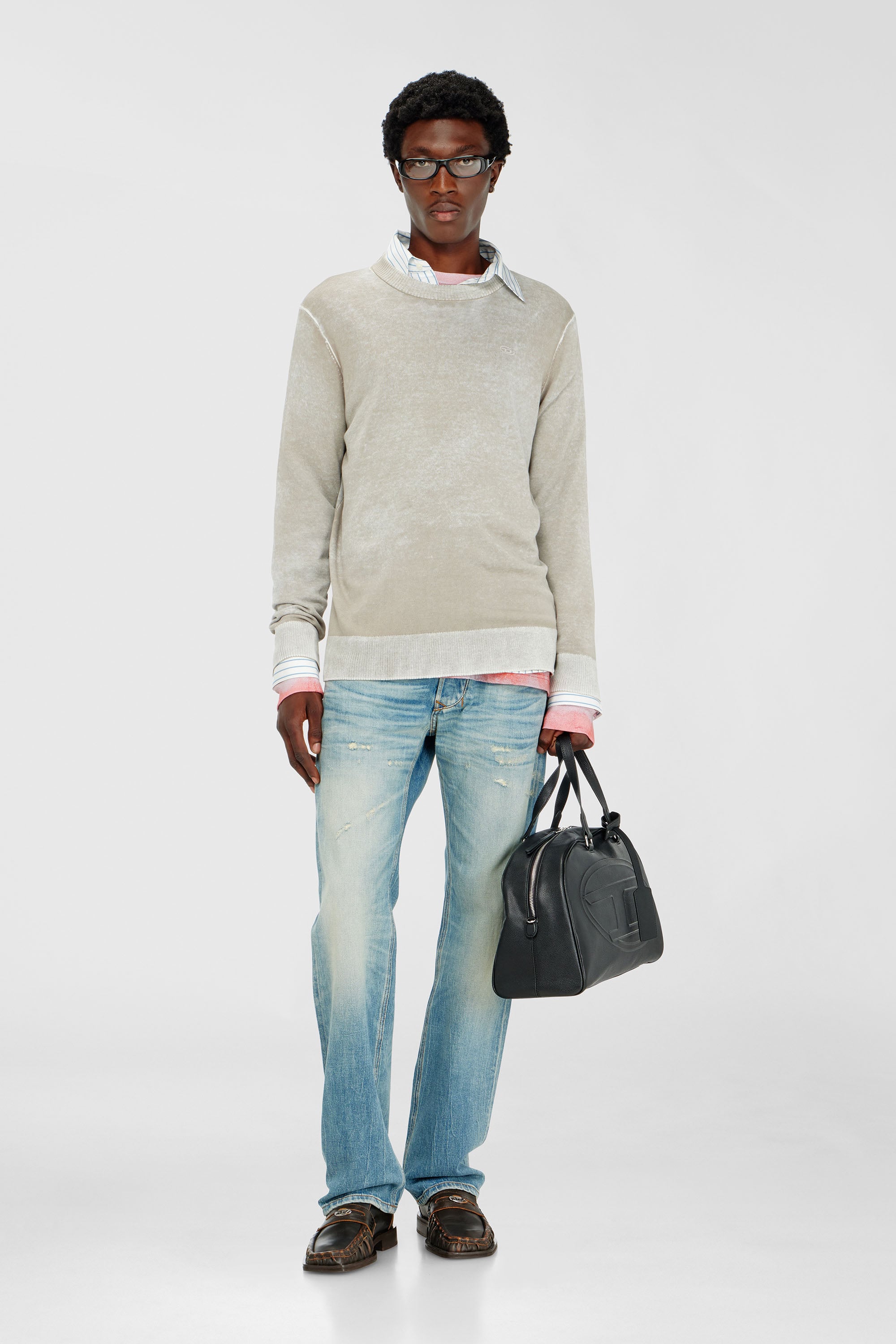 Diesel - K-LAURENT, Pull avec impression invers&eacute;e d&eacute;color&eacute;e Homme in Gris - 2