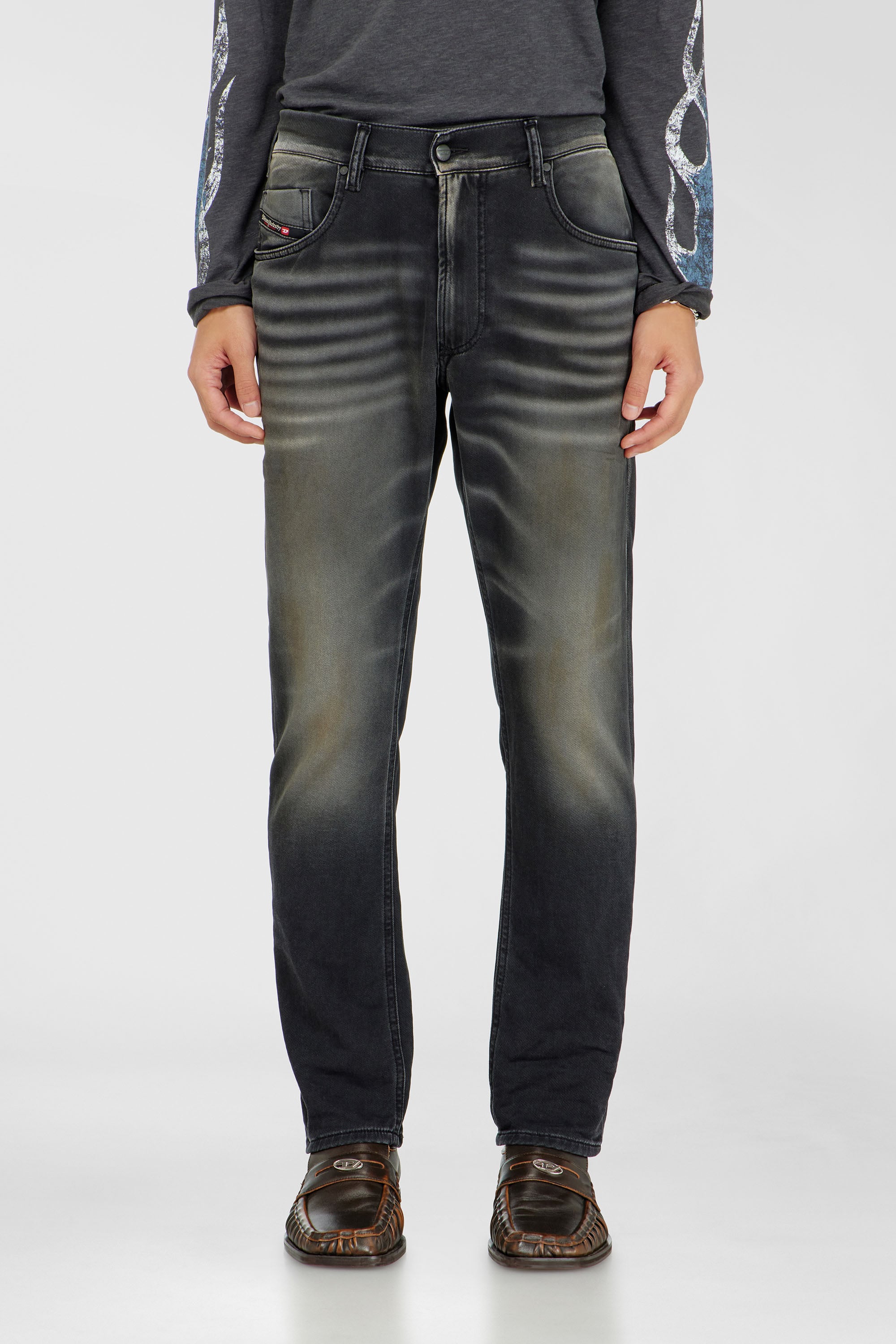 Diesel - Regular 2032 D-Krooley-BW Joggjeans&reg; 068ZQ Homme, Noir/Gris fonc&eacute; - Image 1