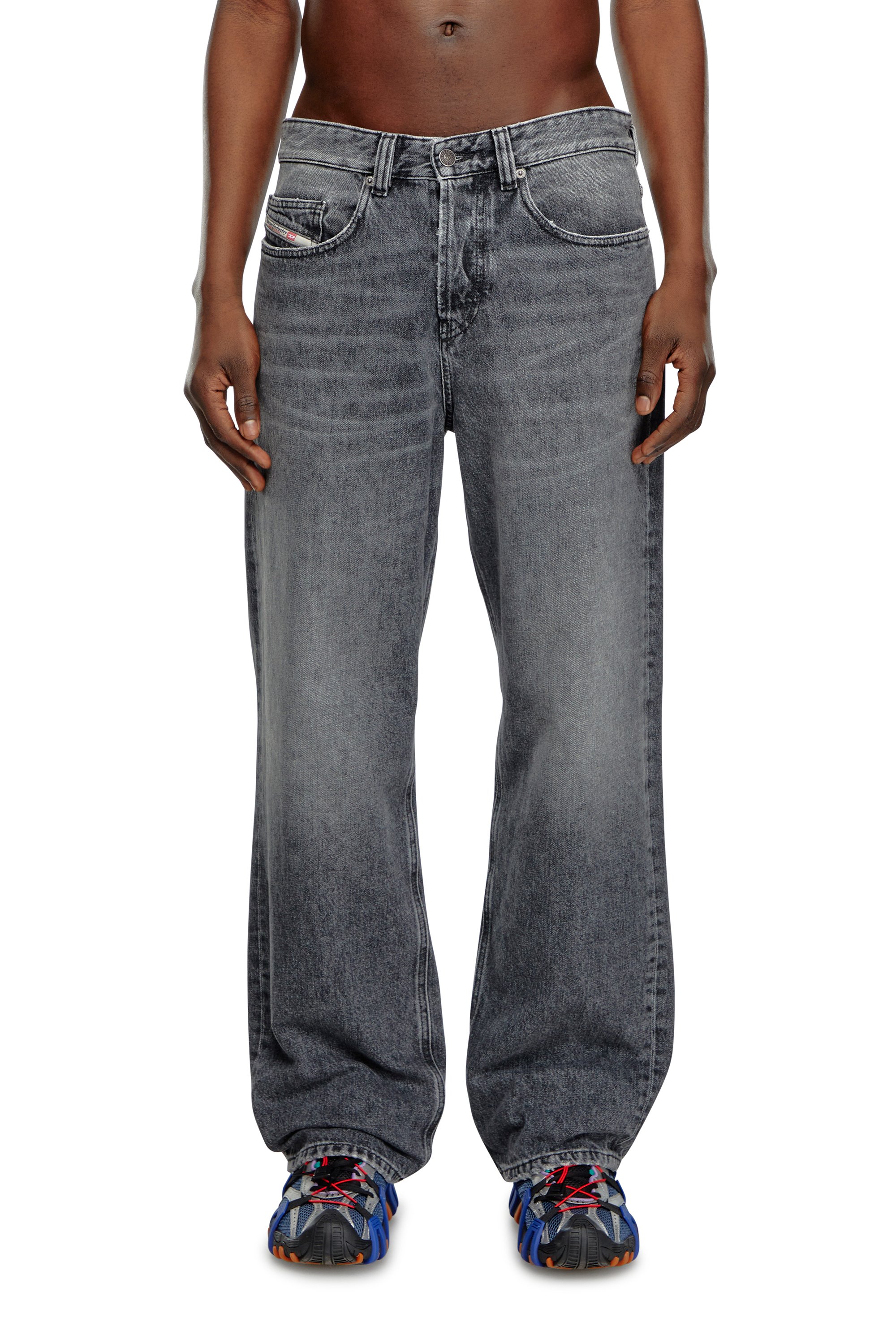 Diesel - Homme Straight Jeans 2001 D-Macro 007X3, Gris foncé - Image 2