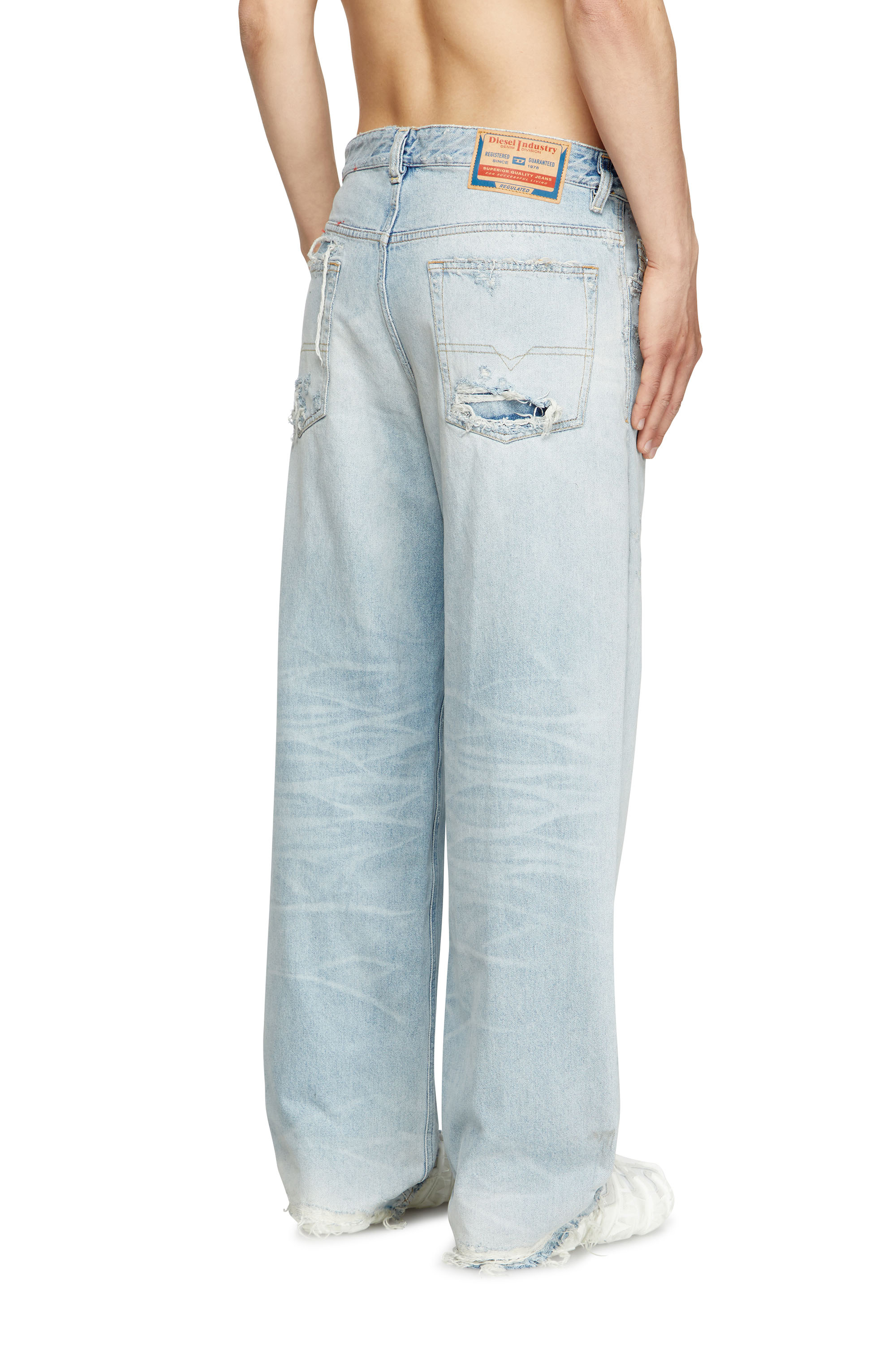 Diesel - Relaxed Jeans 2001 D-Macro 09M53 Homme, Bleu Clair - Image 4