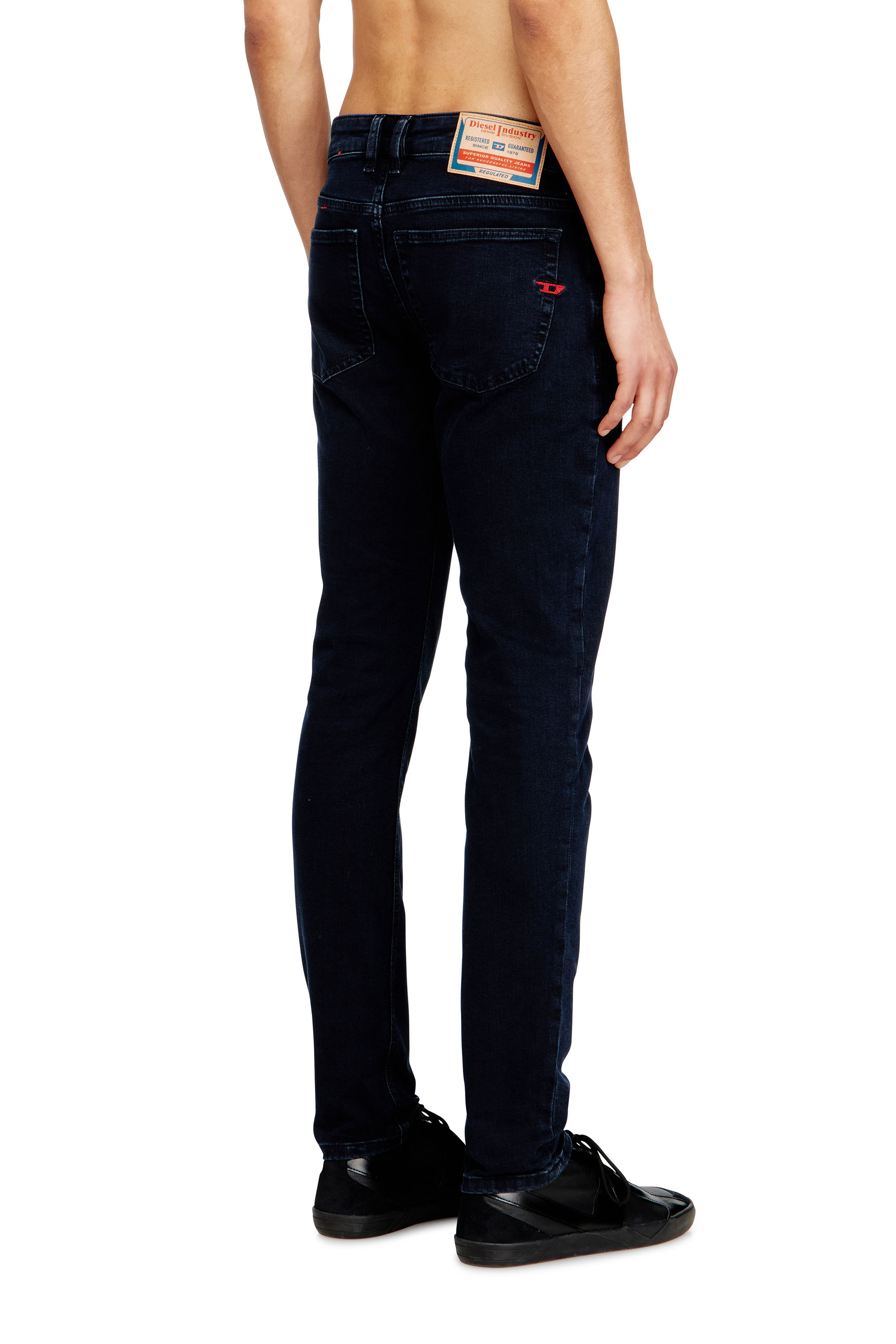 Diesel - Skinny Jeans 1979 Sleenker 0KBBG Homme, Bleu Foncé - Image 3