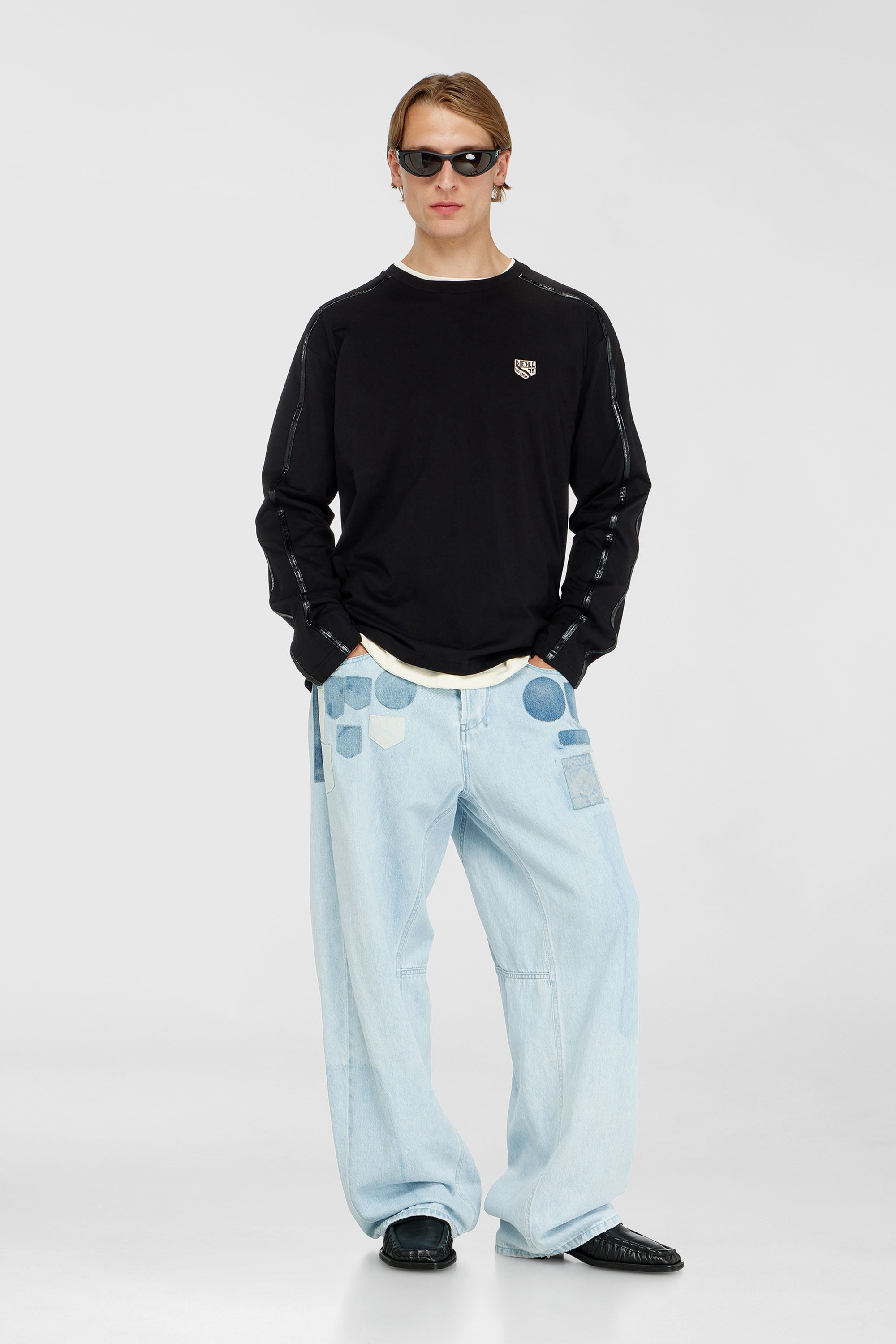 Diesel - T-NORM-LS-FL, T-shirt &agrave; manches longues avec finitions ton sur ton Homme in Noir - 2