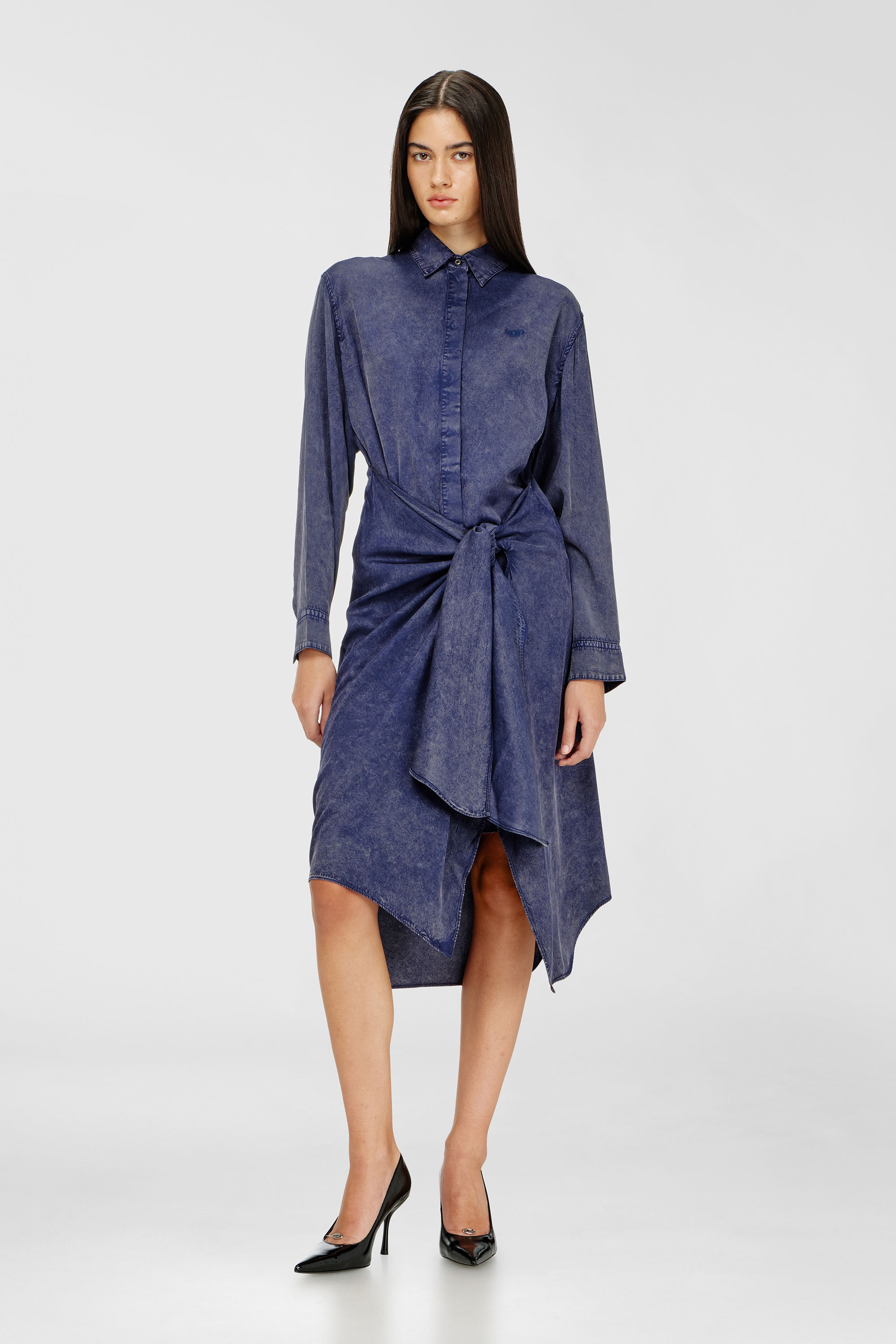 Diesel - D-ILETTA-B2, Robe-chemise midi en viscose effet denim Femme in Bleu - 1