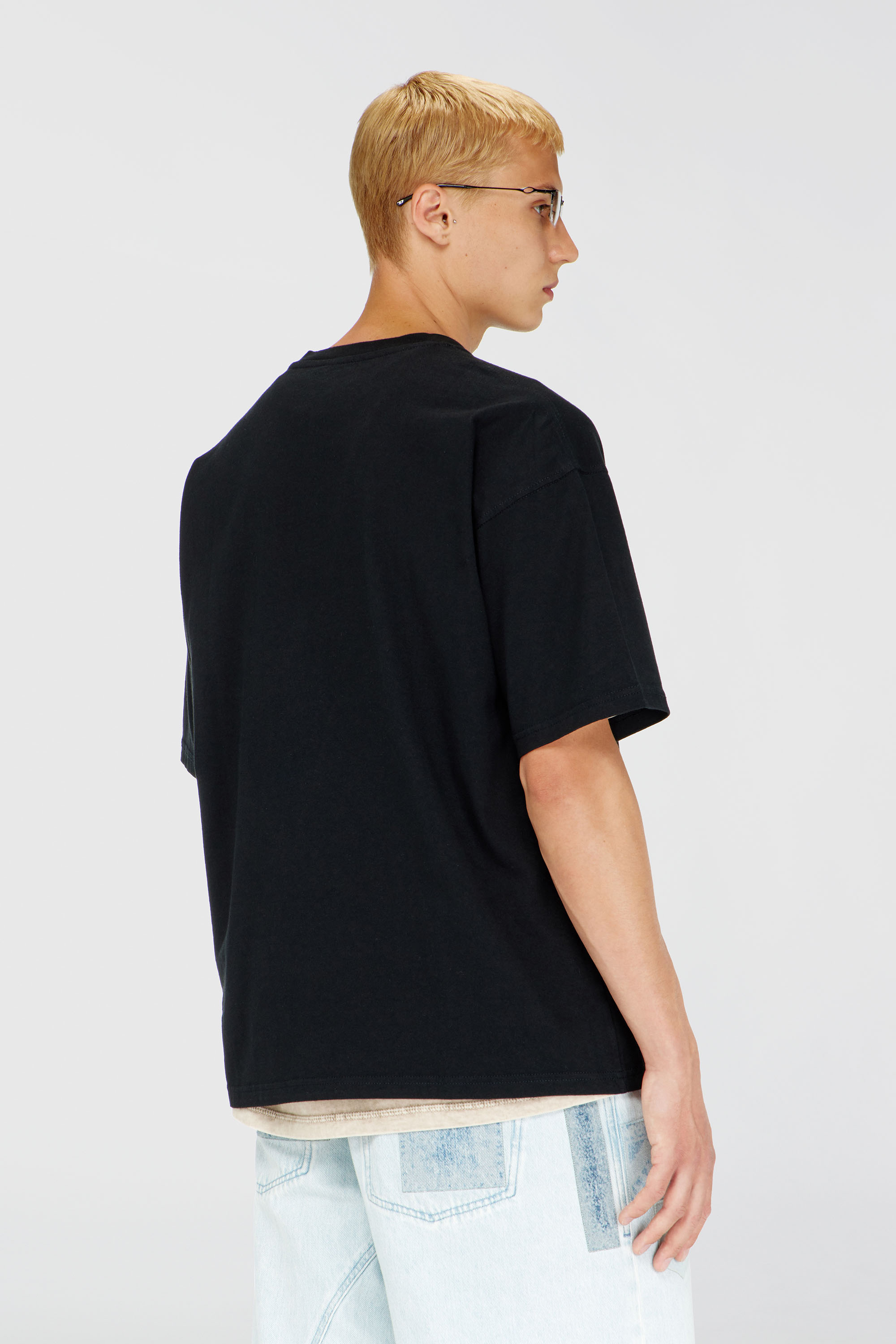 Diesel - T-BOXT-LAB, T-shirt avec empi&egrave;cement &agrave; logo en jacquard Homme in Noir - 4