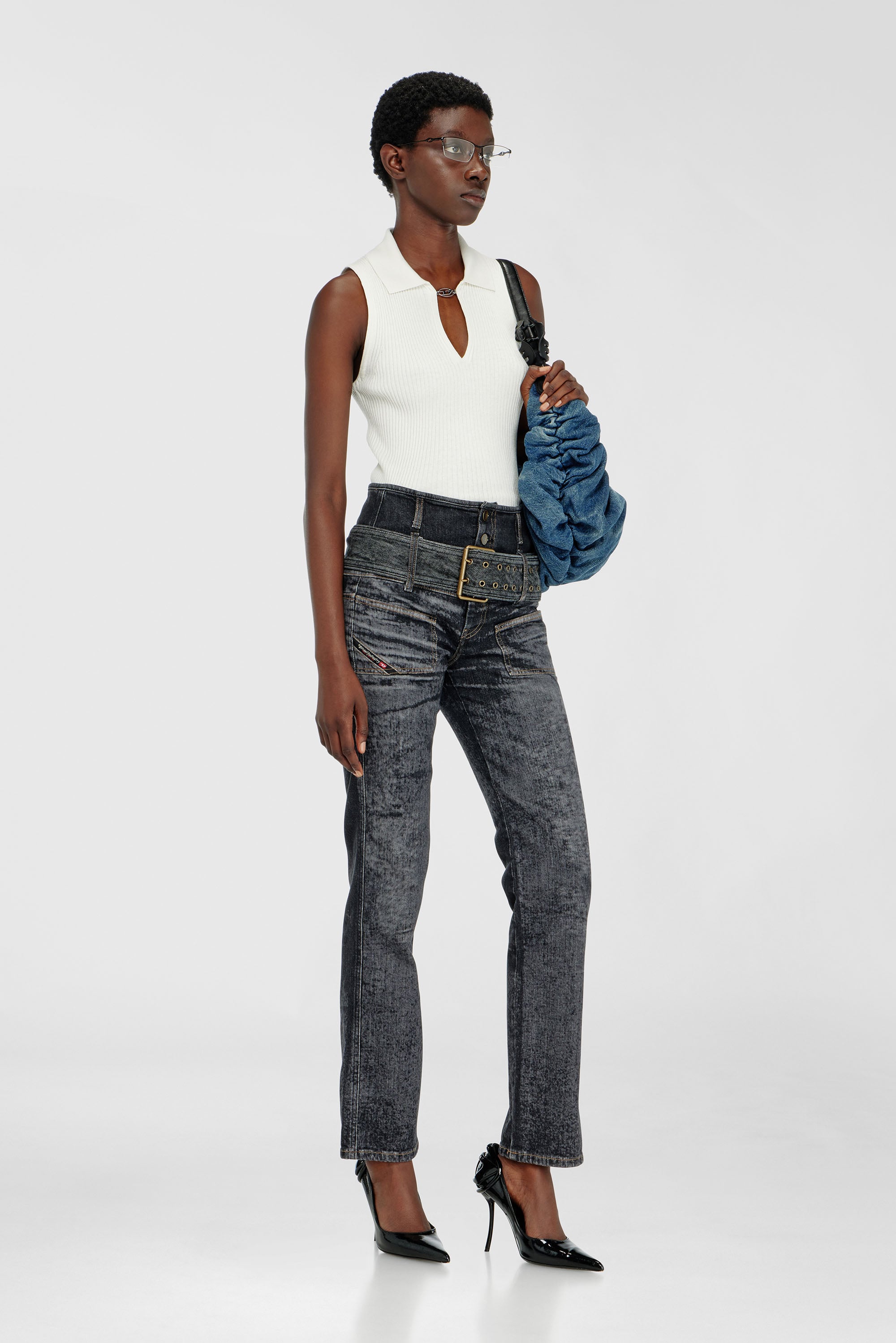 Diesel - GRAB-D HOBO L, Grab-D L-Grand sac hobo froiss&eacute; en denim trait&eacute; Femme in Bleu - 2