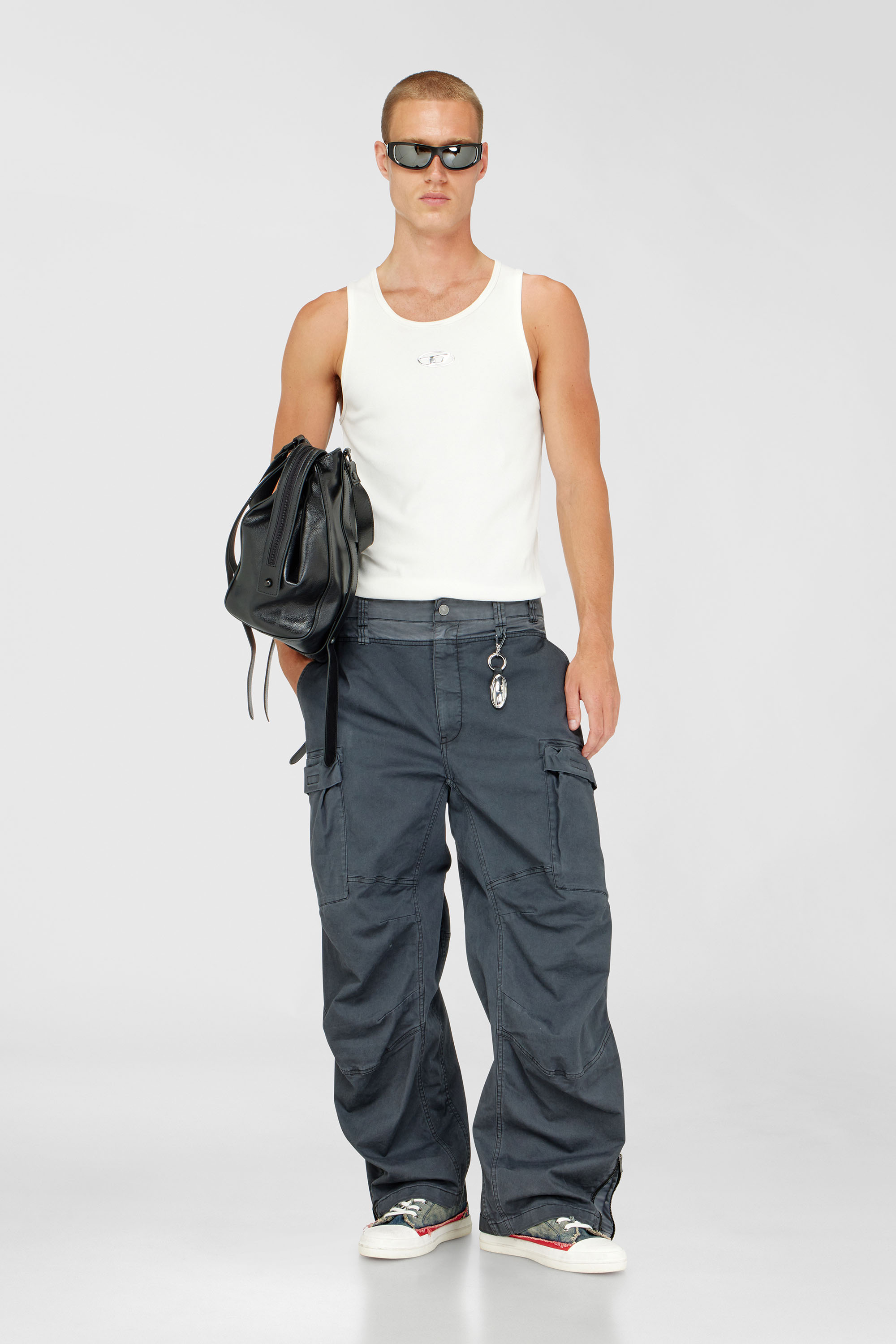 Diesel - T-LIFTY-IOD, D&eacute;bardeur en coton avec logo Homme in Blanc - 2