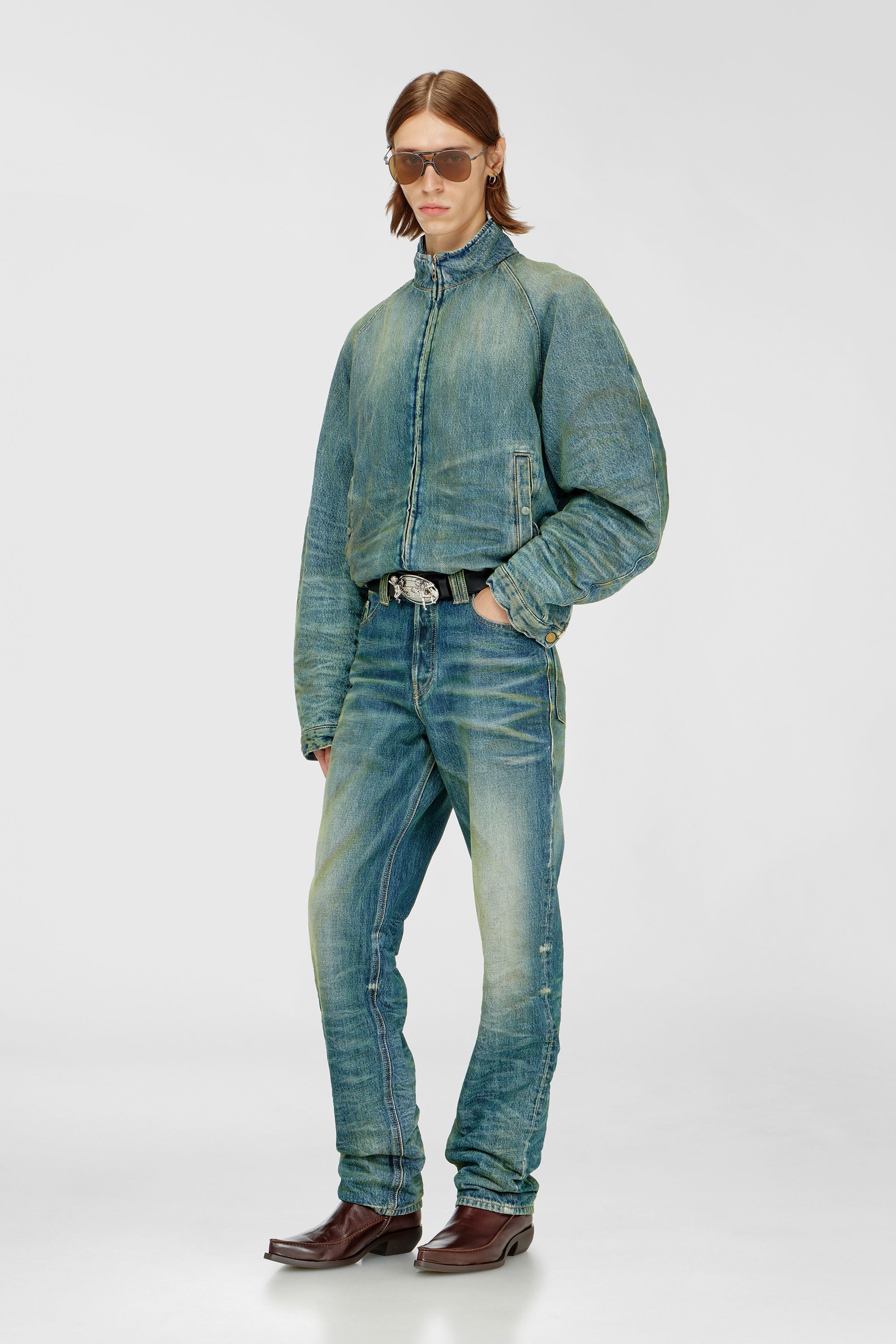 Diesel - D-BARUS-FSJ2, Veste matelass&eacute;e en denim froiss&eacute; effet us&eacute; Homme in Bleu - 2