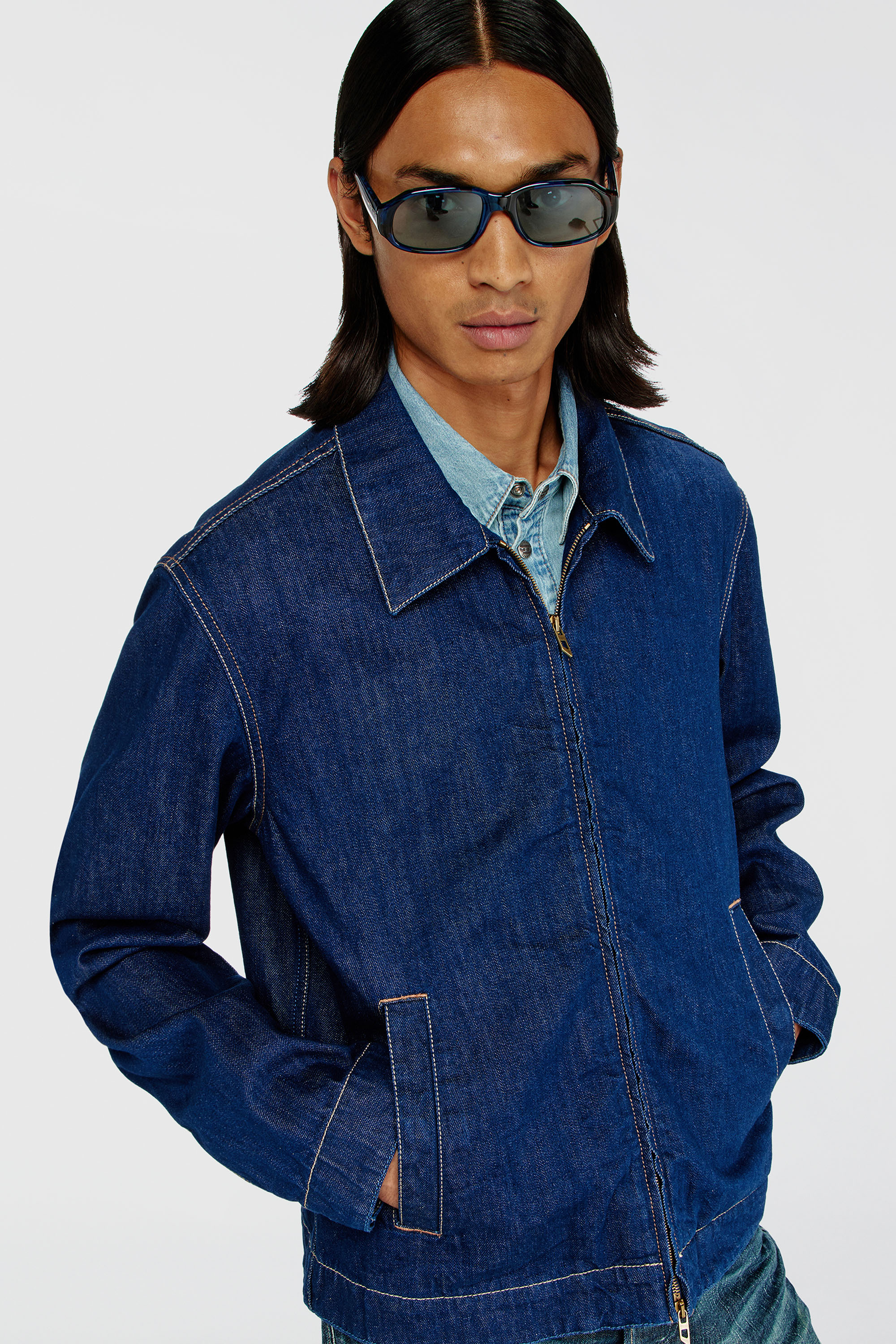 Diesel - D-ROHE, Veste coach en rinse denim Homme in Bleu - 5