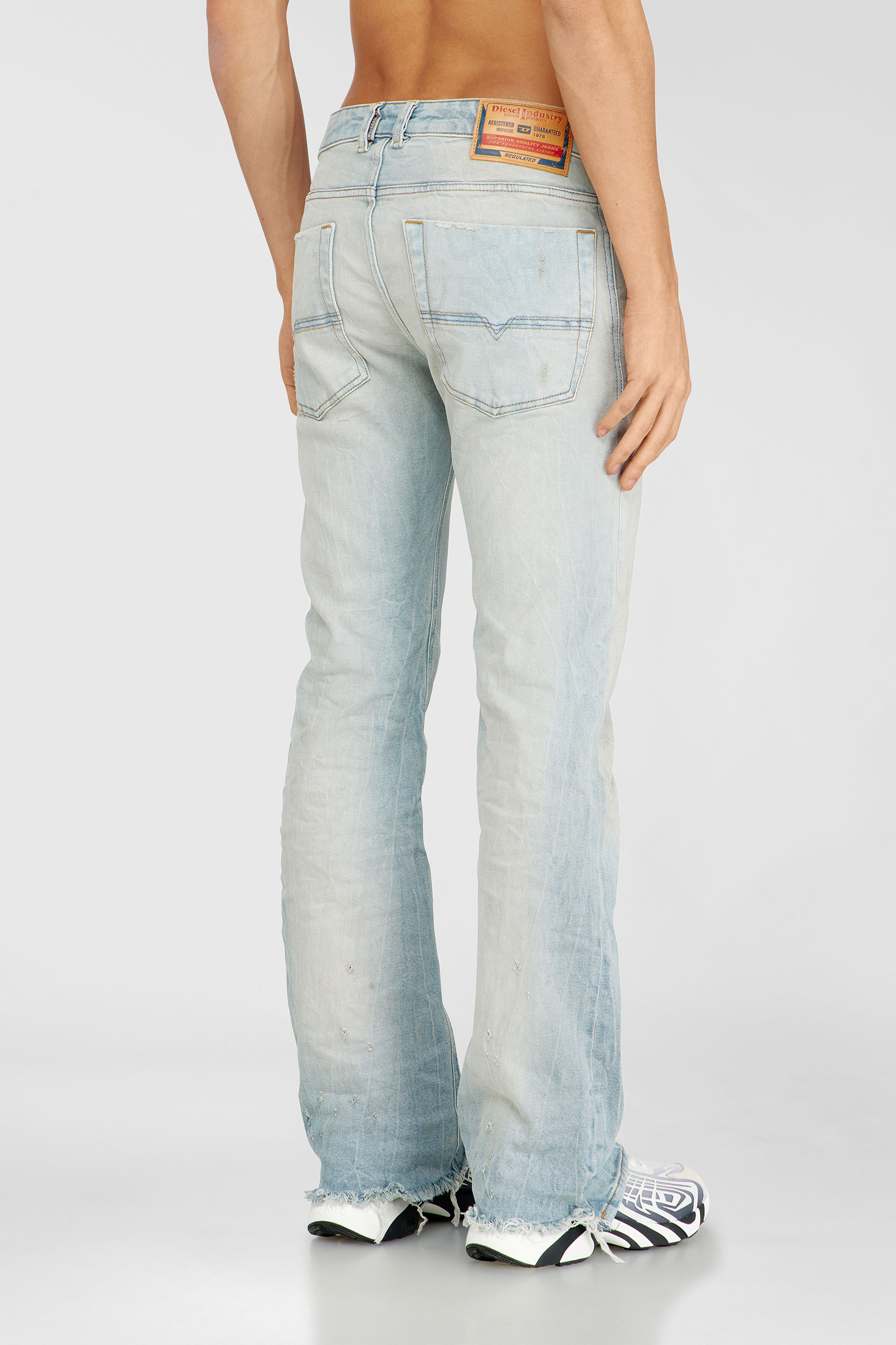 Diesel - Bootcut Jeans 2007 Zatiny 09N47 Homme, Bleu Clair - Image 3