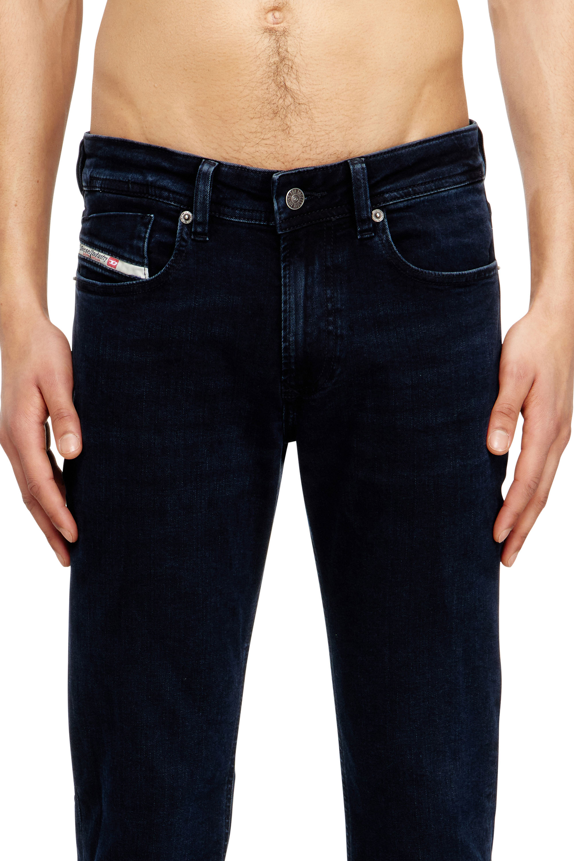 Diesel - Skinny Jeans 1979 Sleenker 0KBBG Homme, Bleu Foncé - Image 4