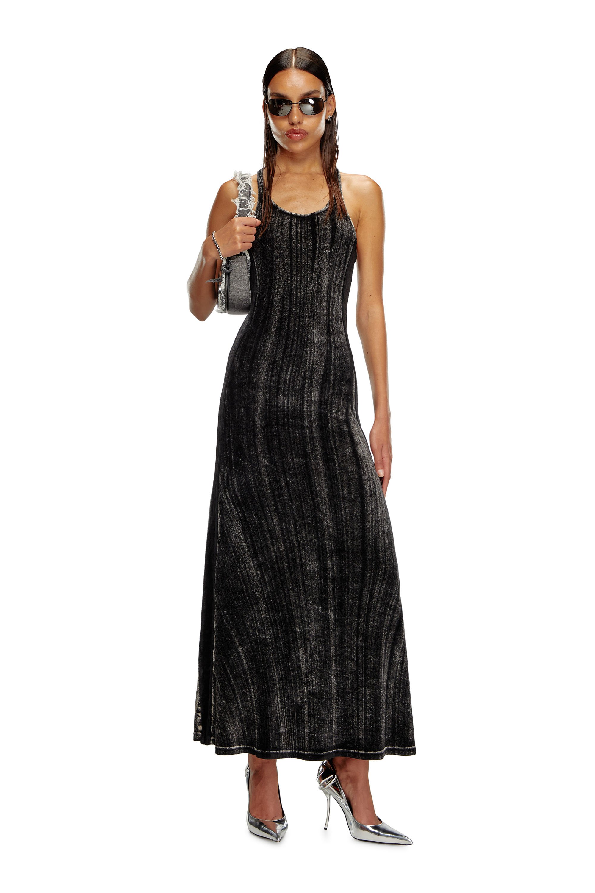 Diesel - D-VOG, Femme Robe longue en chenille avec dos échancré in Noir - Image 2