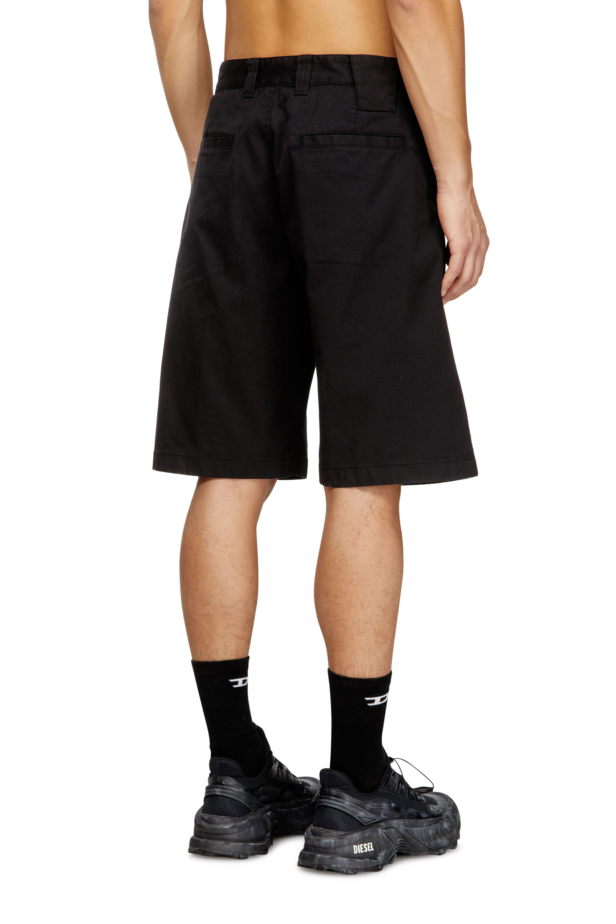 Diesel - P-HANT-CHINO-SHORT-EPCH, Shorts en coton avec traitement stonewash Homme in Noir - 4