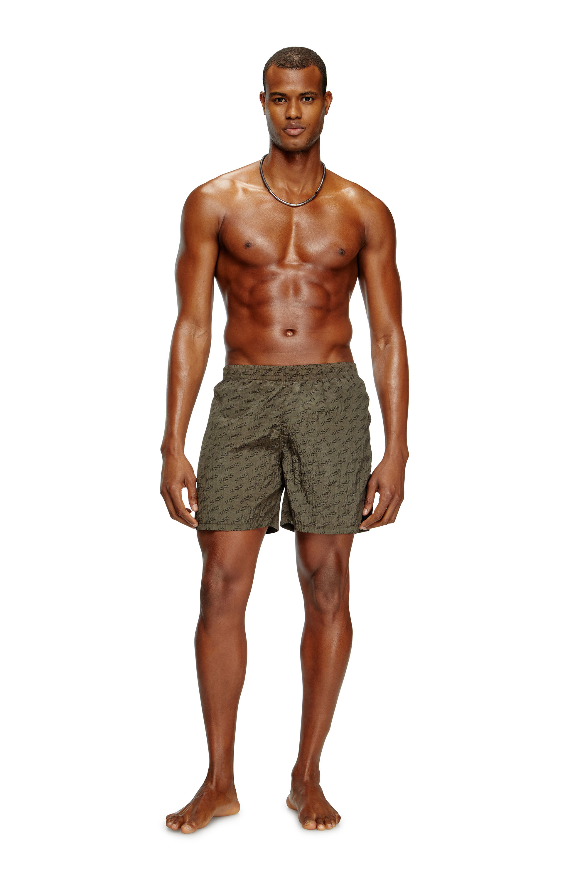 Diesel - DANIEL-41-MONO-UTLT, Short de bain mi-long avec logo en all-over Homme in Marron - 2