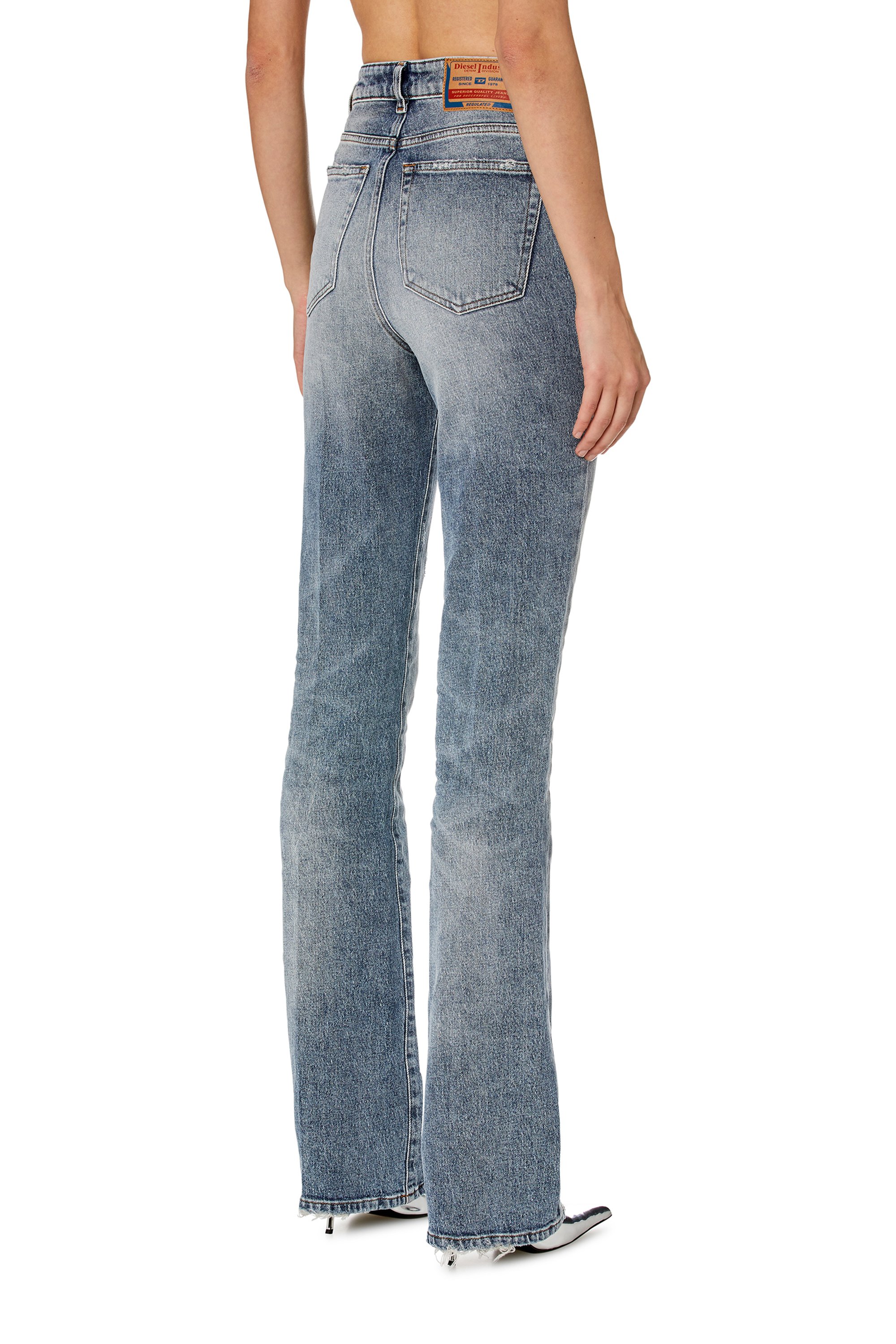 Diesel - Bootcut Jeans 2003 D-Escription 09J57 Femme, Bleu moyen - Image 2