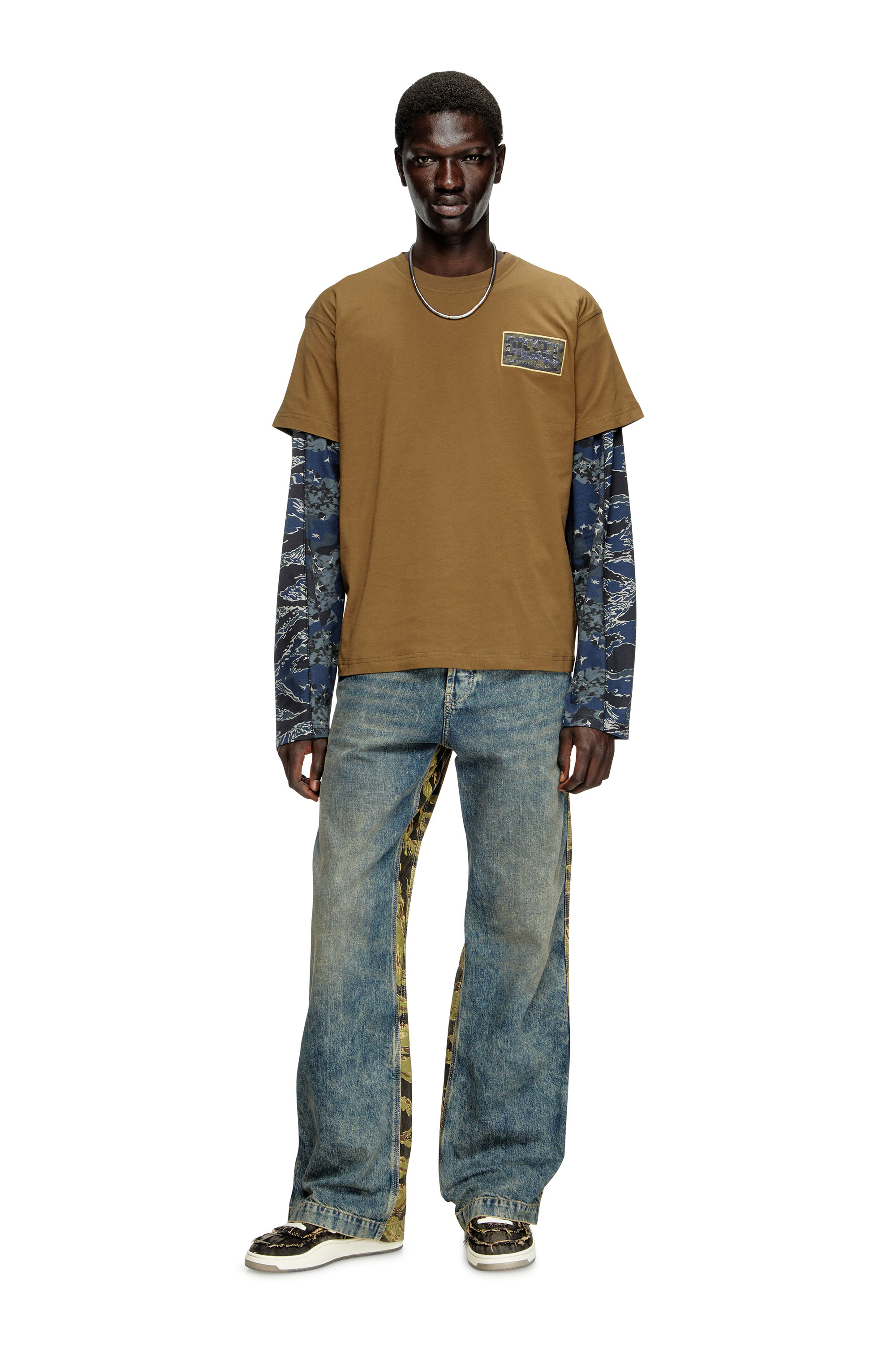 Diesel - T-NORM-T3, T-shirt avec empiècement à logo camouflage Homme in Vert - 2