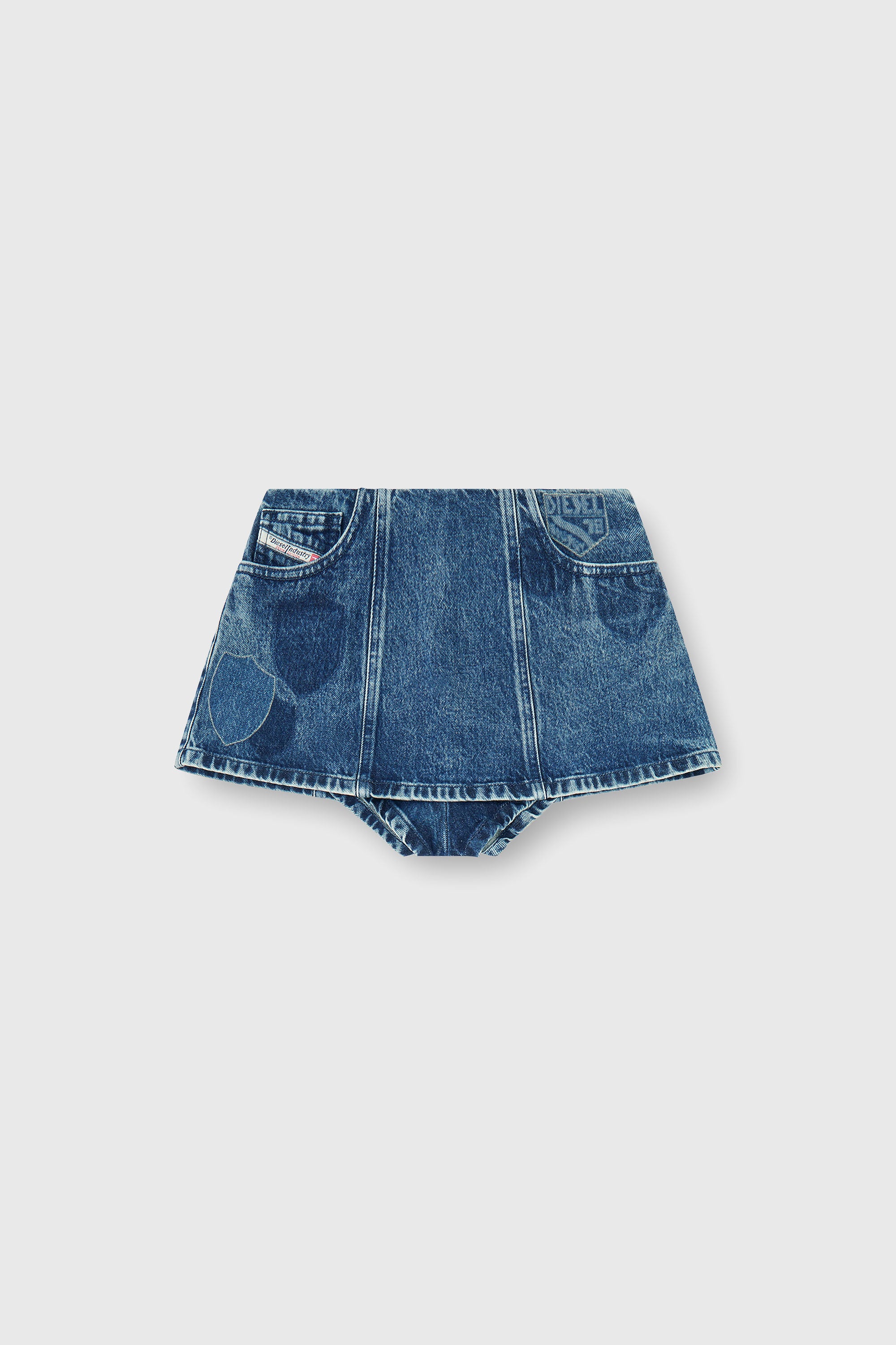 Diesel - DE-FIROVA-S, Short en denim &agrave; basque avec patchs effet ombre Femme in Bleu - 2