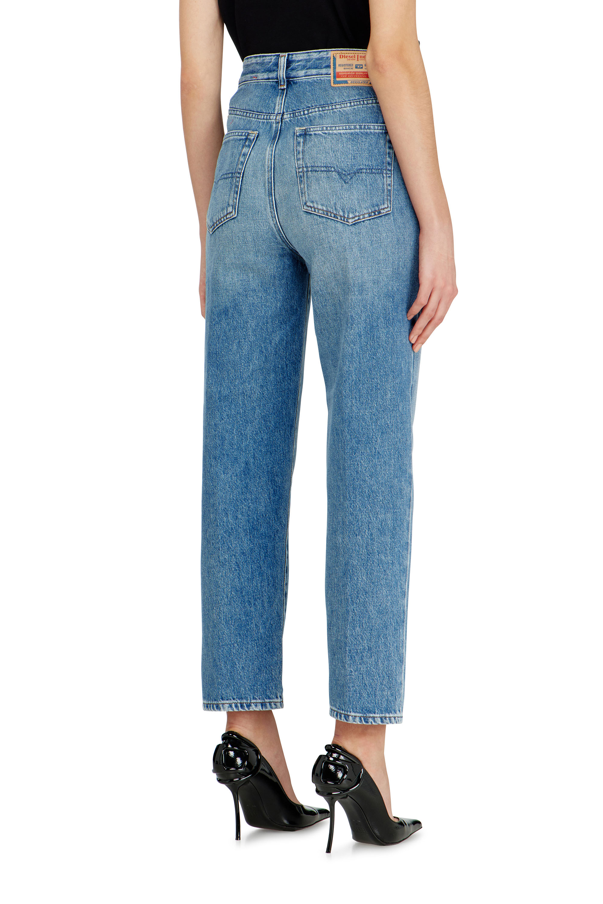 Diesel - Regular Jeans 1981 D-Went 09Q07 Femme, Bleu Clair - Image 5