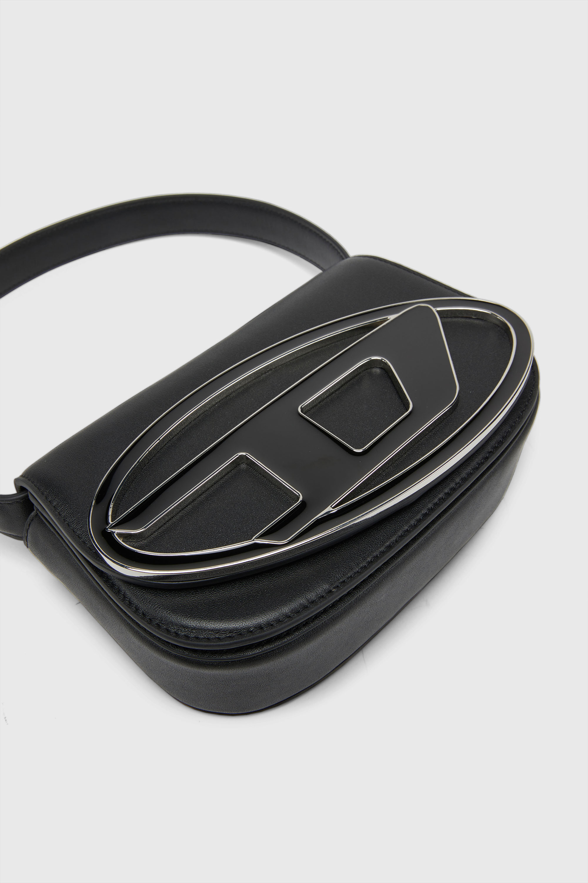 Diesel - 1DR, 1DR-Sac iconique &agrave; bandouli&egrave;re en cuir nappa Femme in Noir - 6