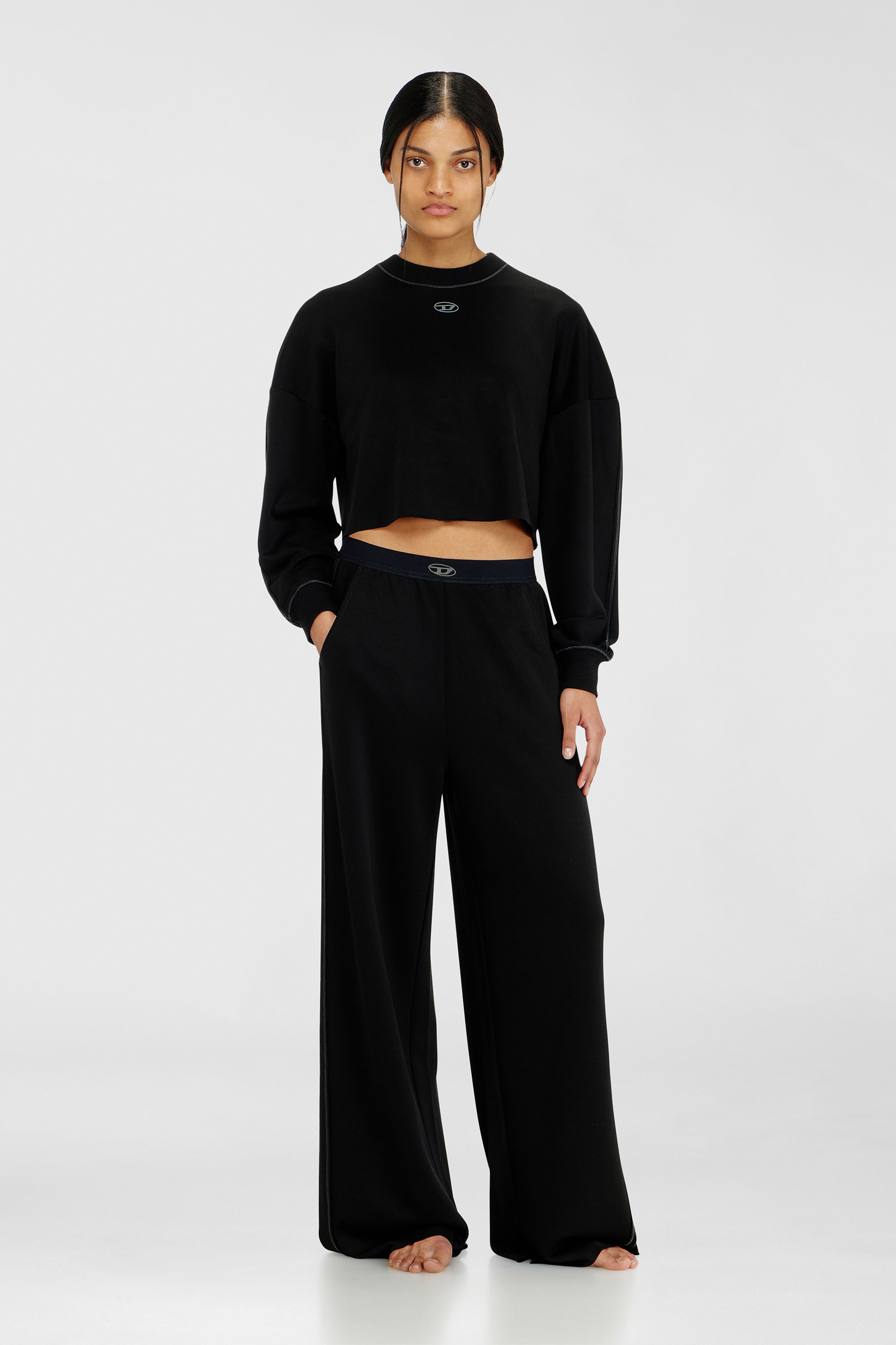 Diesel - ALYSA-UTLT, Pantalon de surv&ecirc;tement en scuba stretch l&eacute;ger Femme in Noir - 2