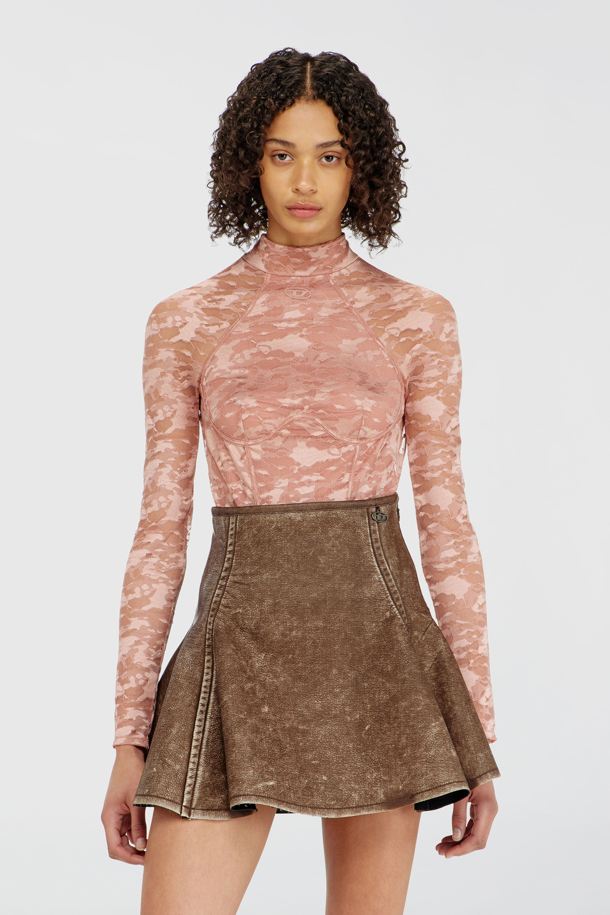 Diesel - VIVIAN-UTLT, Body en dentelle nylon avec dos ouvert Femme in Rose - 5
