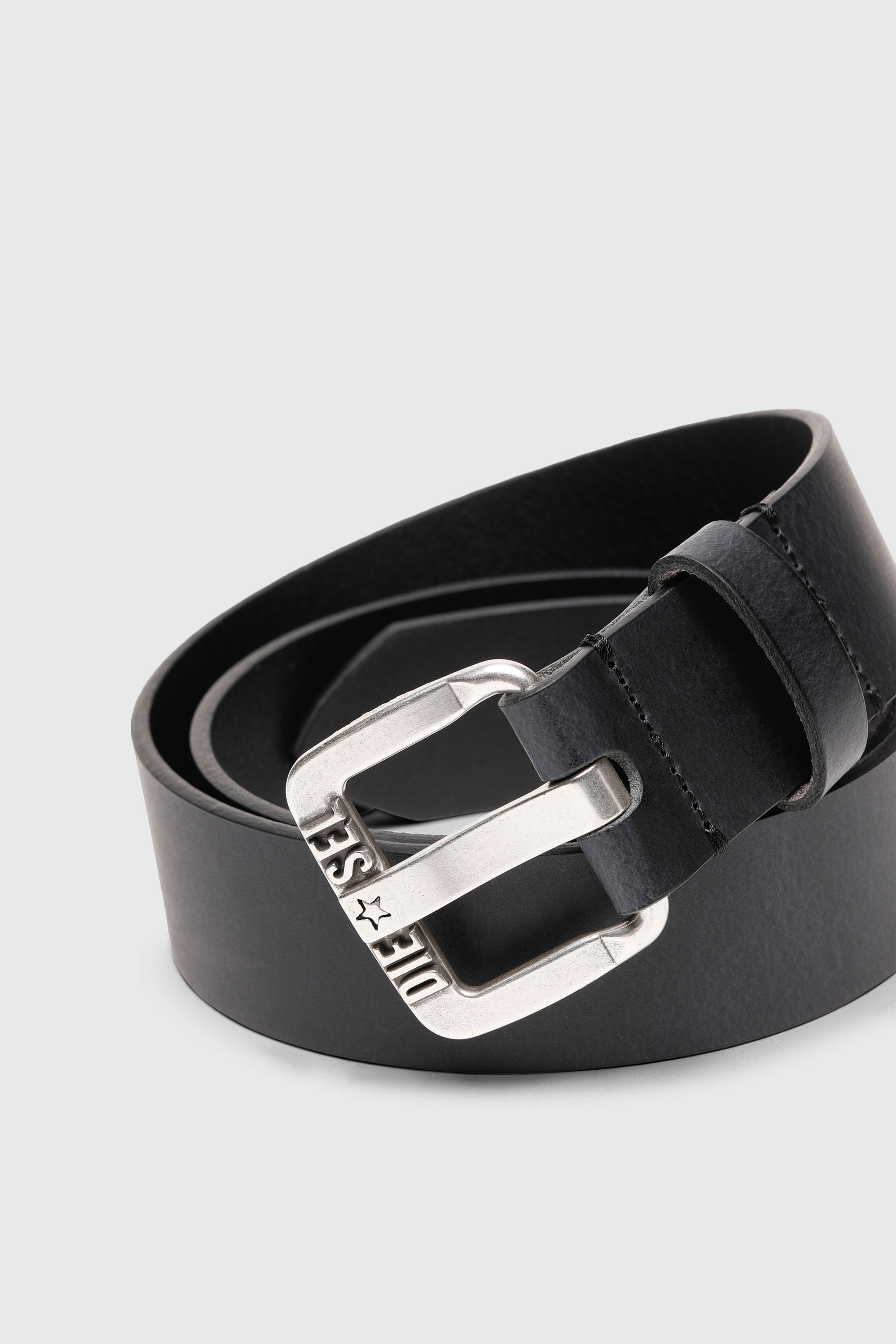 Diesel - B-STAR II, Ceinture 3.9 cm en cuir avec boucle logo &eacute;toile en m&eacute;tal Homme in Noir - 2
