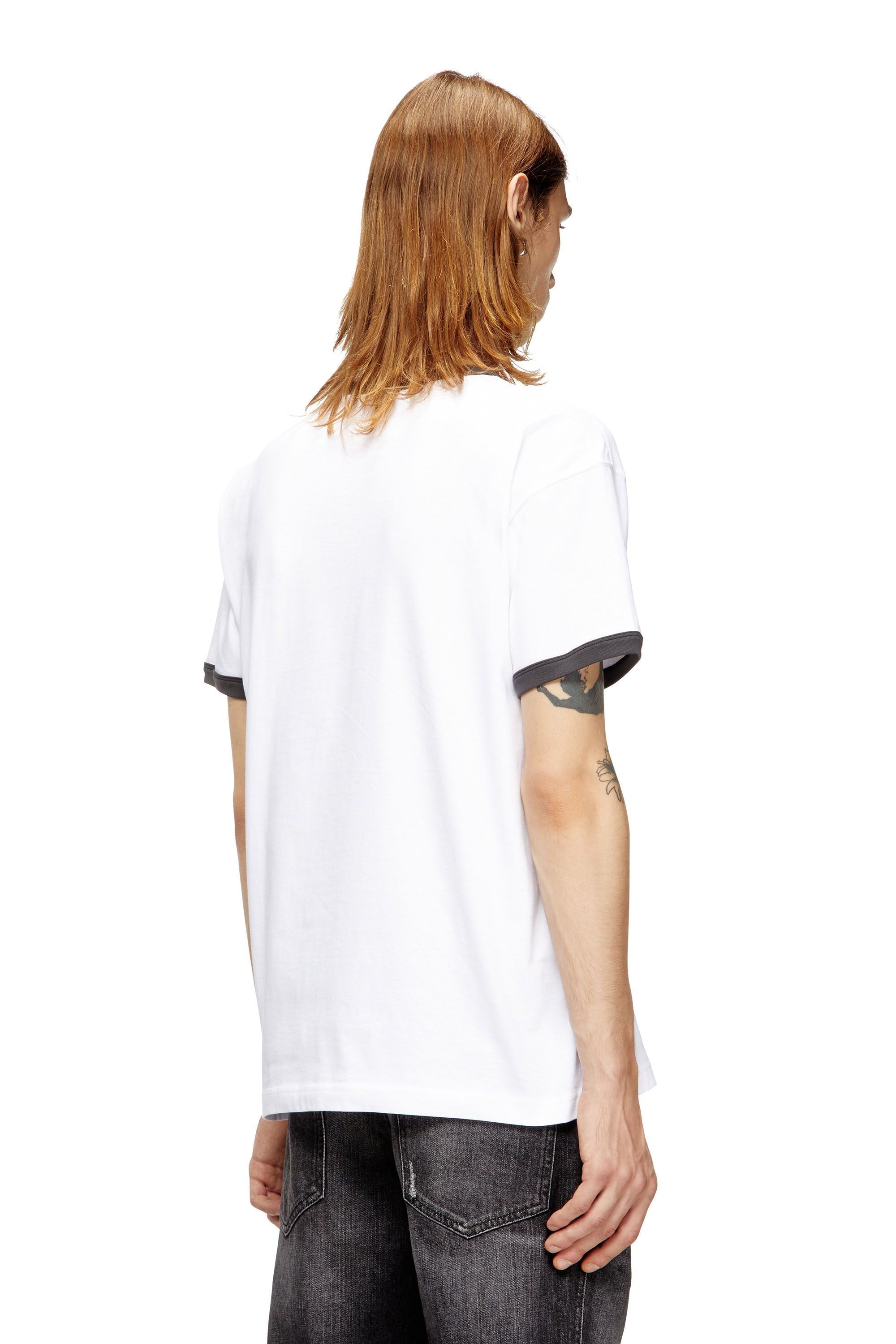 Diesel - T-NORM-CUFF, T-shirt en coton avec impression numérique Homme in Blanc - 4