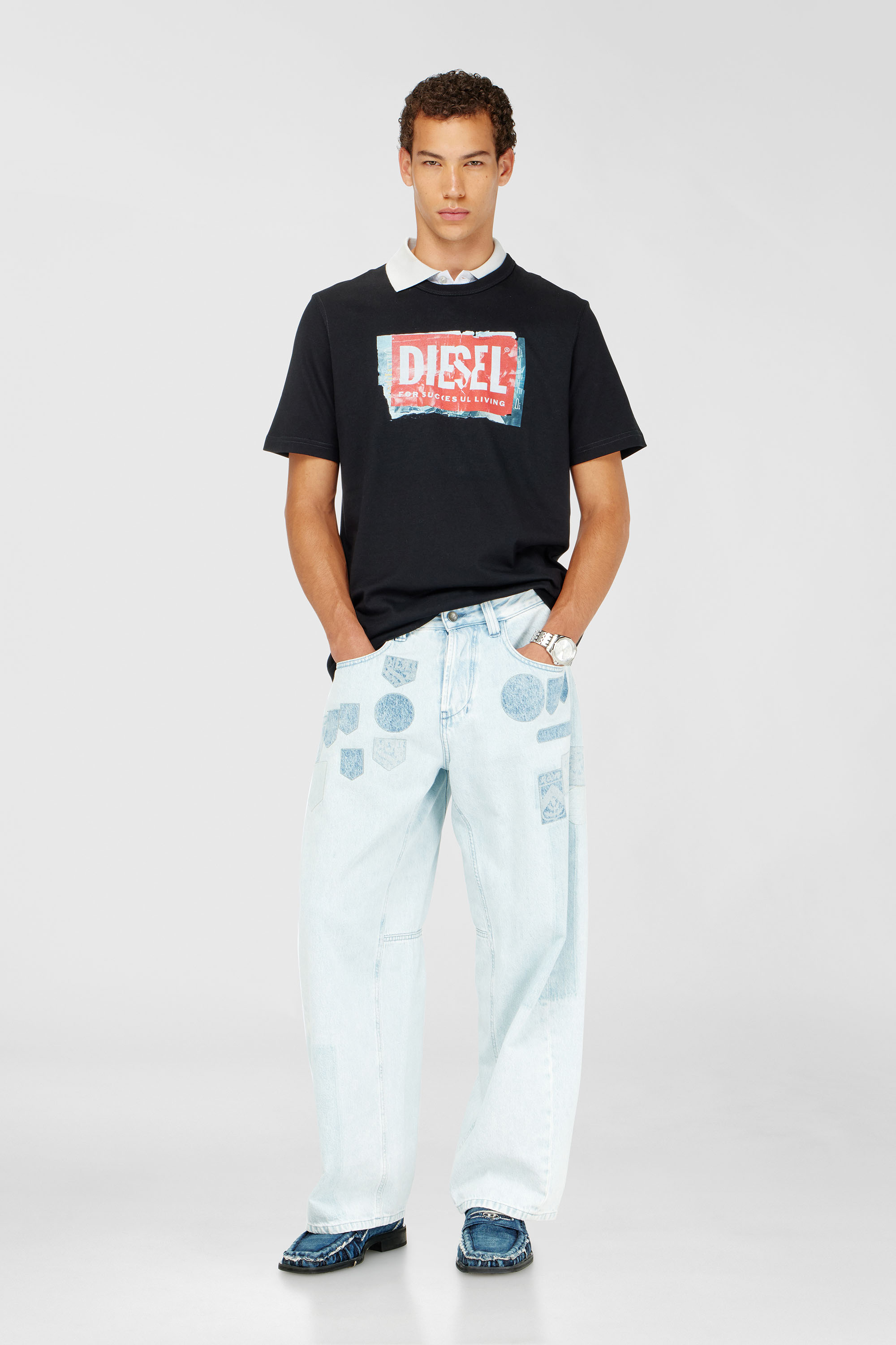 Diesel - T-ADJUST-Q6, T-shirt avec logo effet froiss&eacute; Homme in Noir - 2
