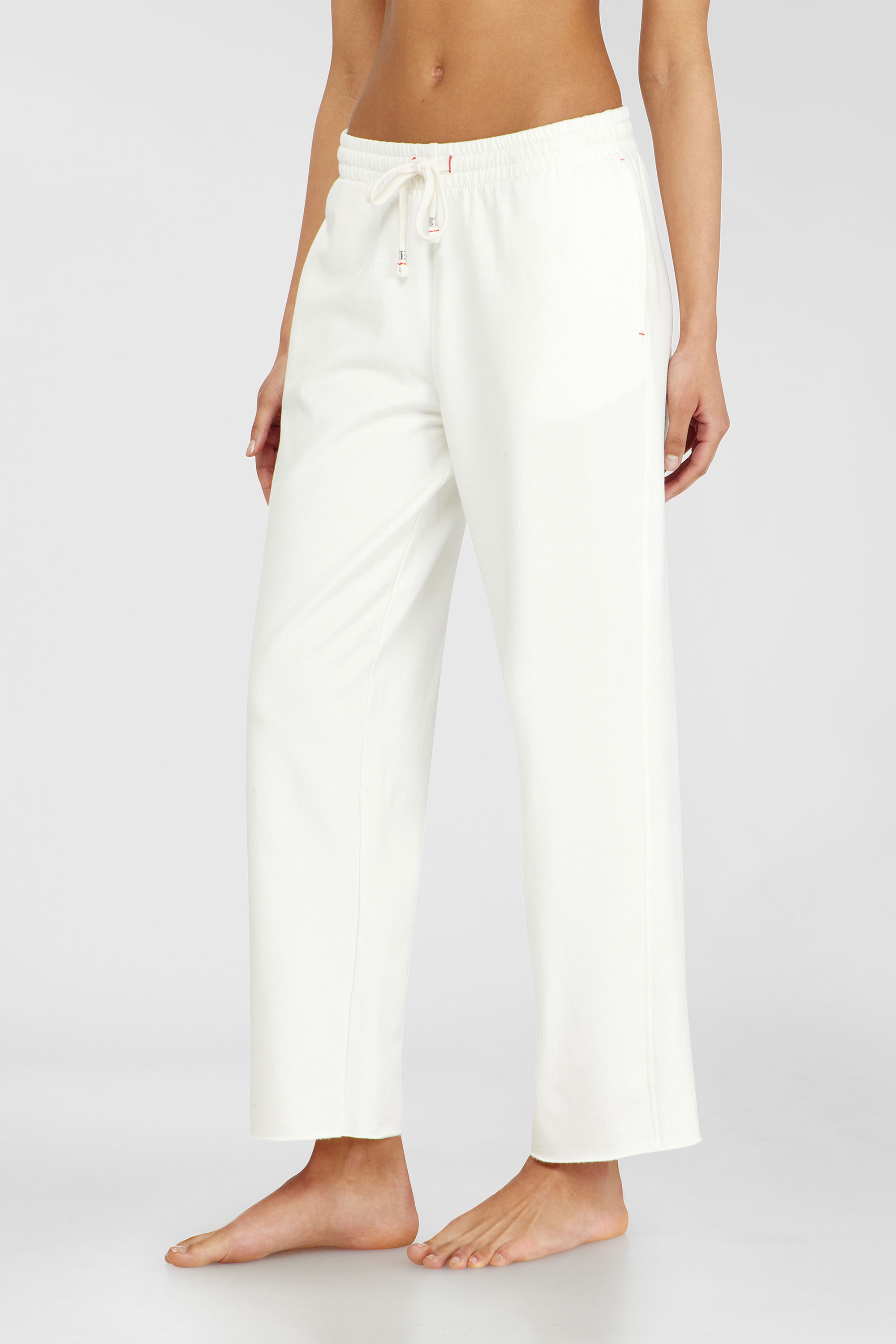 Diesel - INDRA-D-CORE, Pantalon de jogging gratt&eacute; avec ourlets francs Femme in Blanc - 1