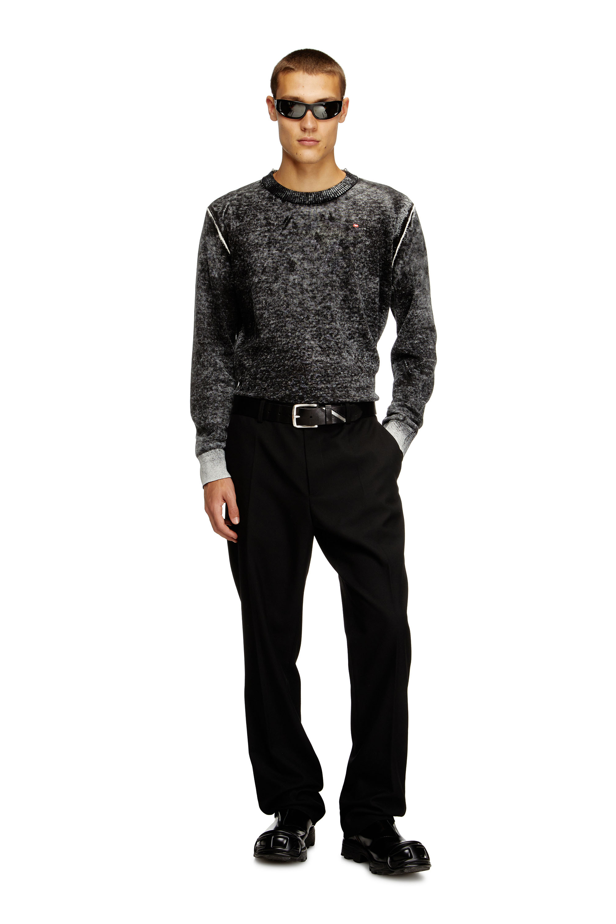 Diesel - P-AM-EPCI, Pantalon en mélange de laine avec étiquette en métal Homme in Noir - 1