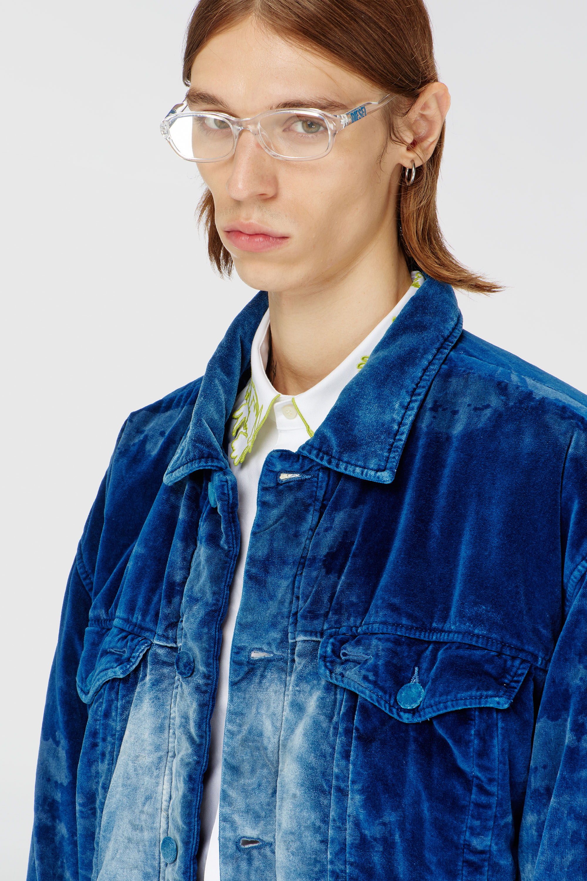 Diesel - D-MORVI-FSJ, Man's Elasticated trucker jacket in velvet denim in Dark Blue - 5