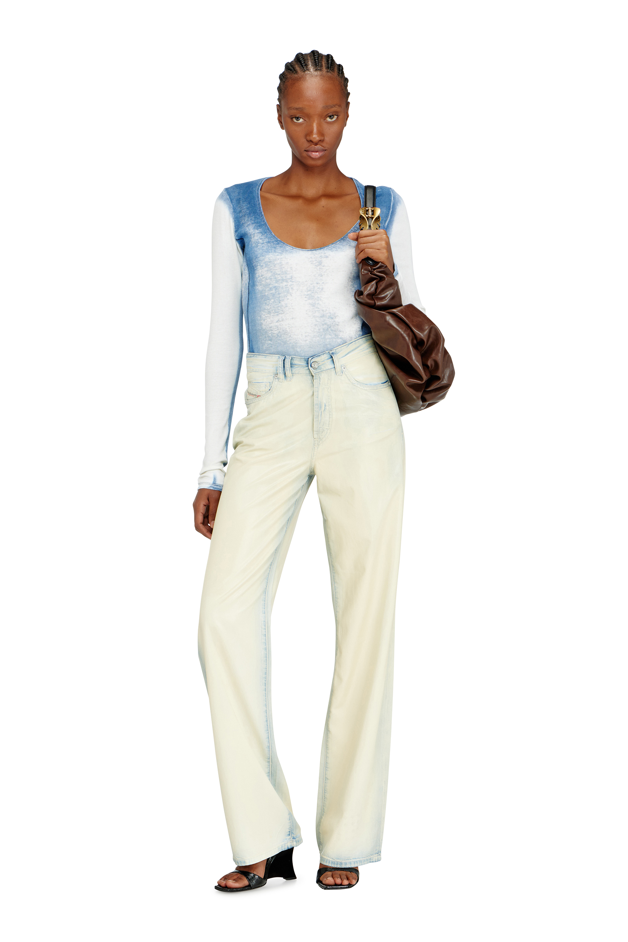 Diesel - GRAB-D HOBO L, Grand sac hobo froiss&eacute; en PU brillant Femme in Marron - 2