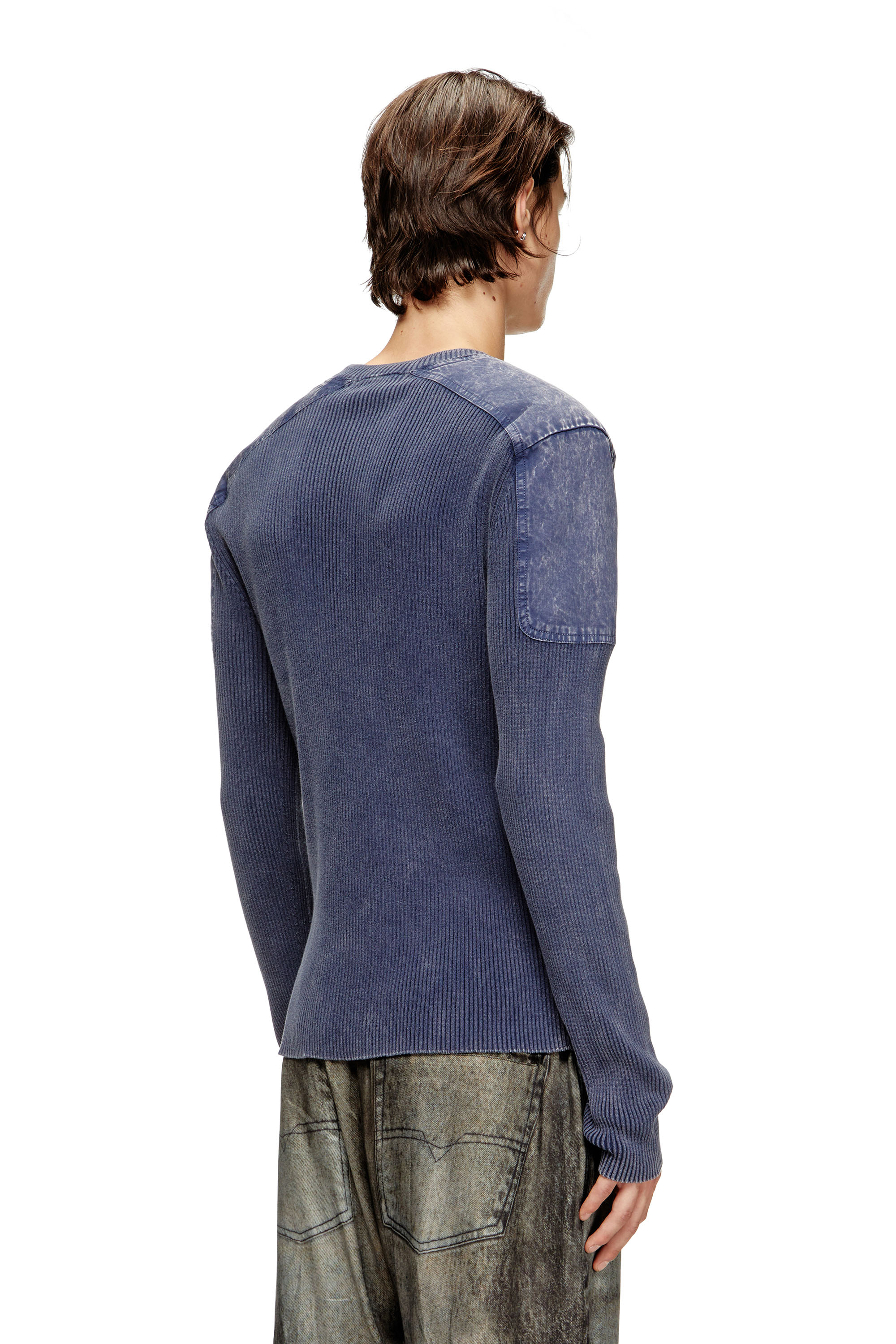 Diesel - K-MARTIN, Pull avec empiècements en denim sur les épaules Homme in ToBeDefined - 4