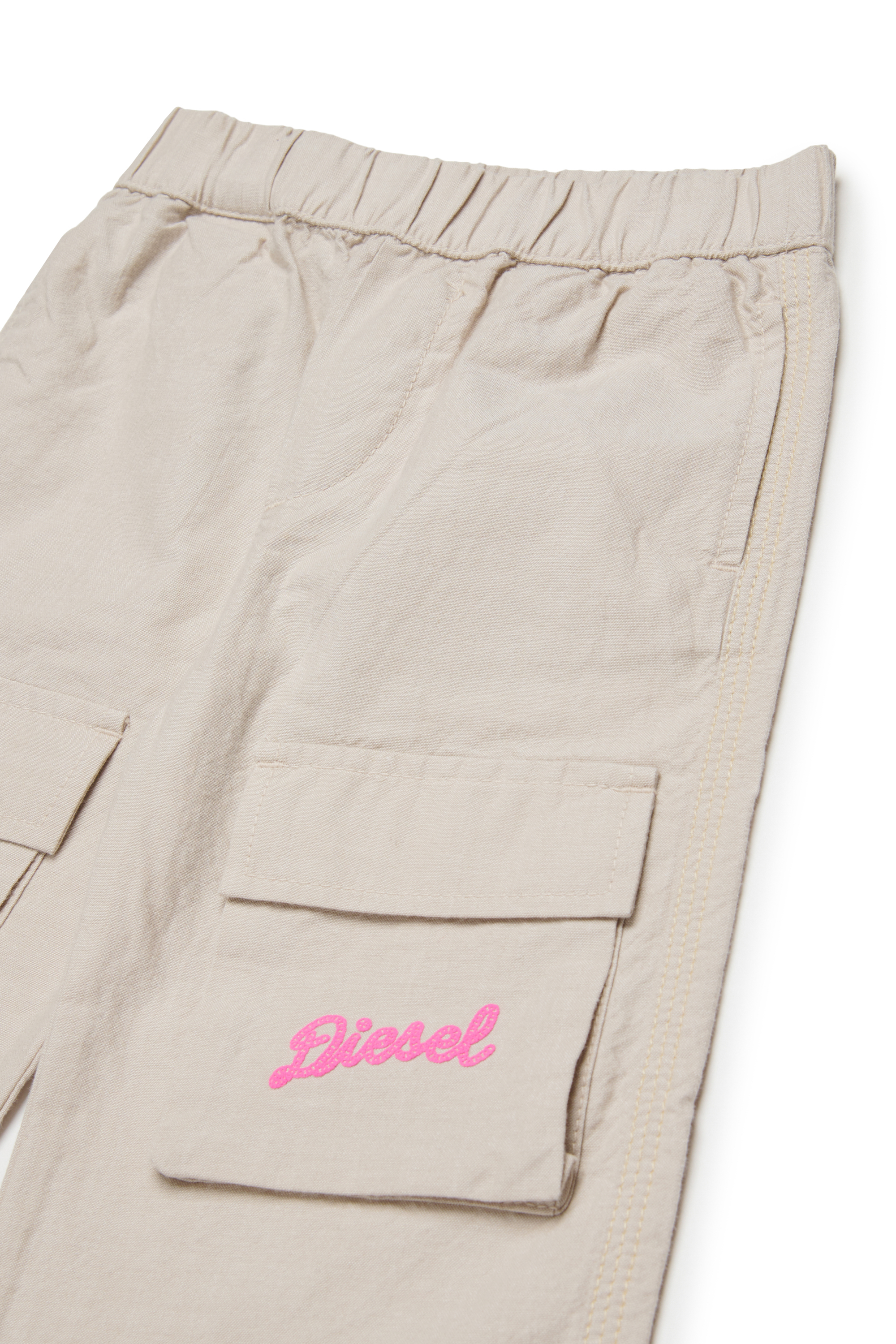 Diesel - POLDYB, Pantalon en coton avec poches cargo Femme in Blanc - 3