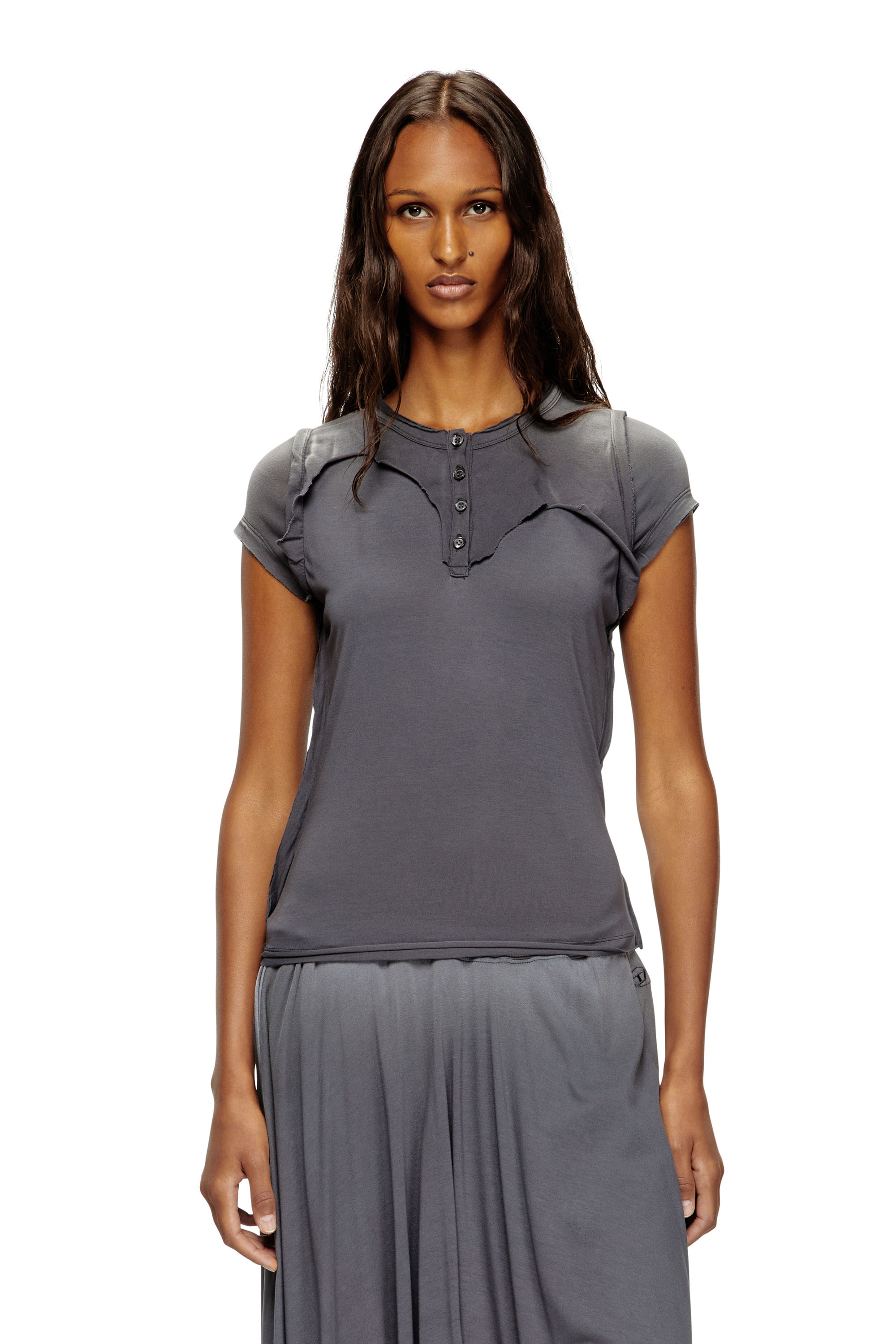 Diesel - T-UNRAWY, T-shirt Henley avec effet peel-off Femme in Gris - 3