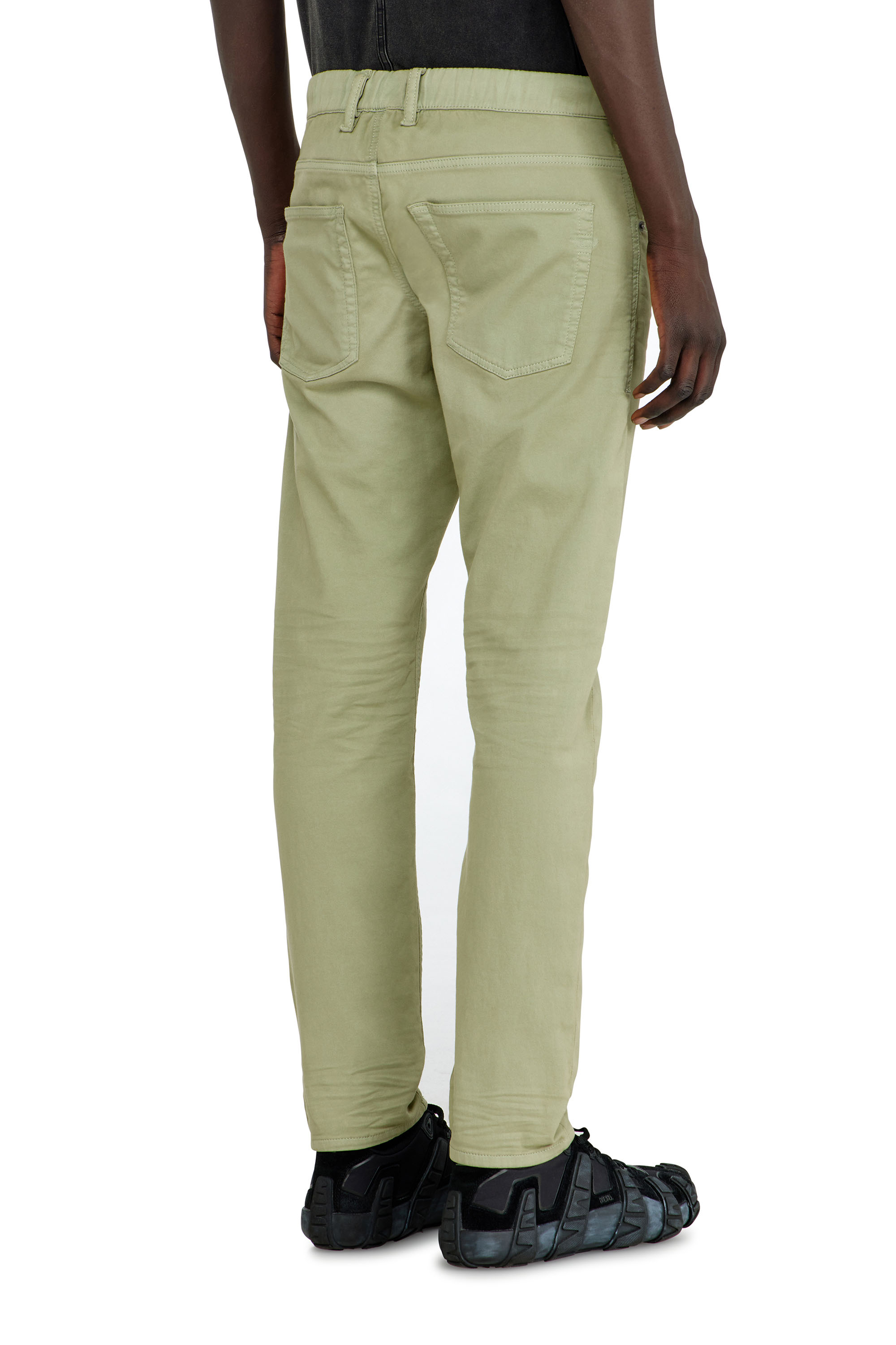 Diesel - Regular 2032 D-Krooley-BW Joggjeans&reg; 0670M Homme, Beige - Image 4