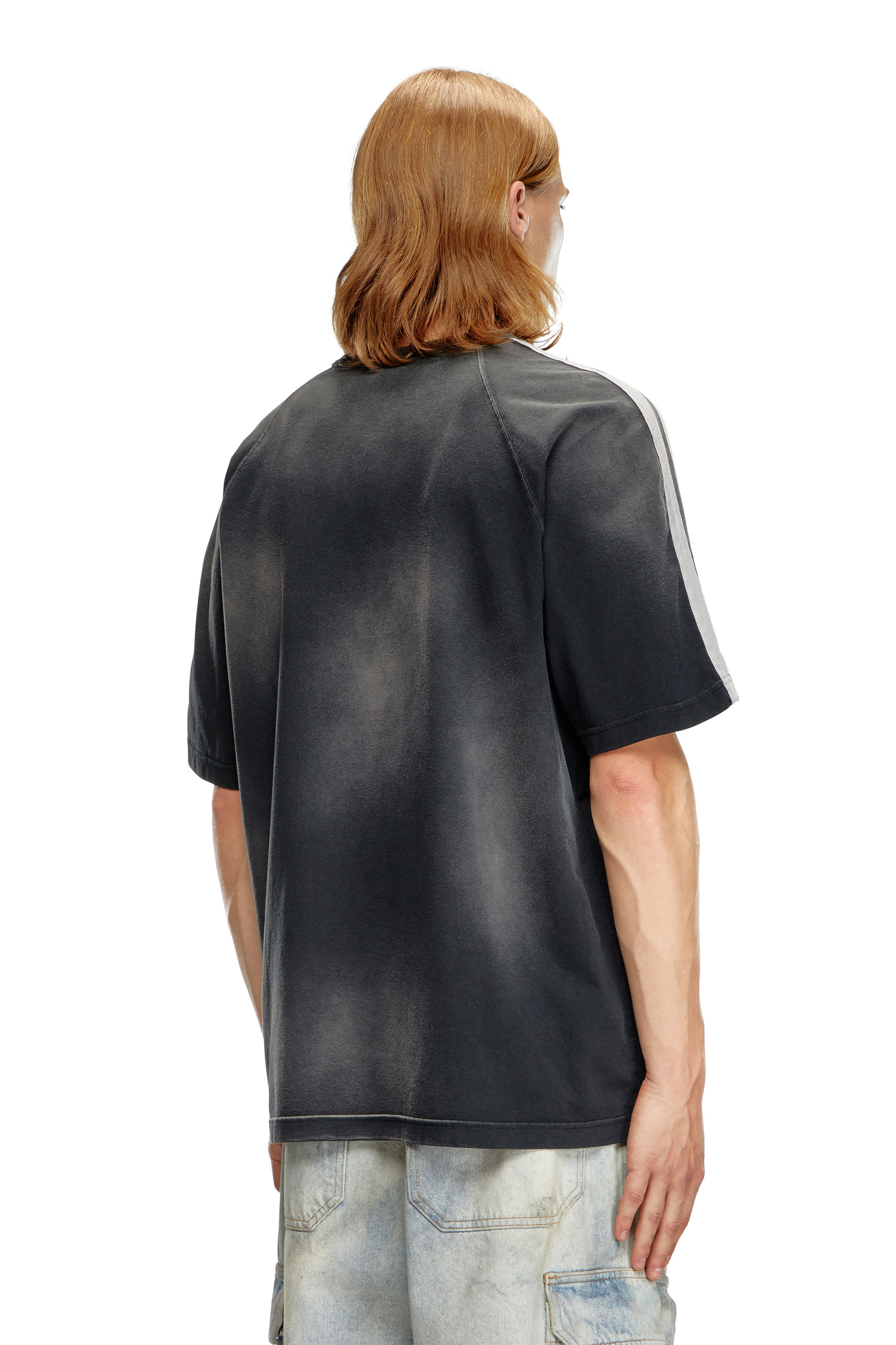 Diesel - T-ROXT-STRIPE, Homme T-shirt délavé avec logo floqué in Noir - Image 4
