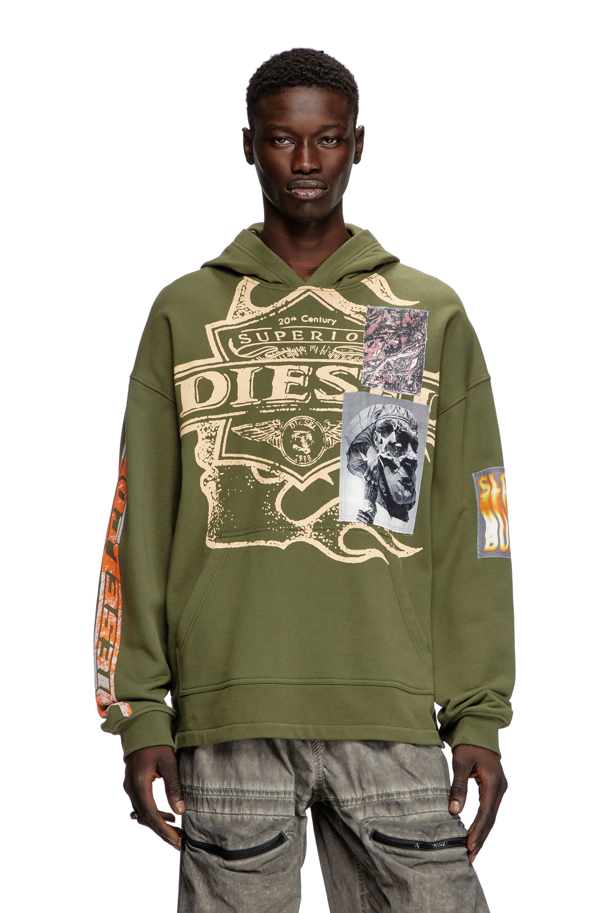 Diesel - S-BAXT-HOOD-R1, Sweat-shirt à capuche avec imprimés et empiècements à logo Homme in Vert - 1