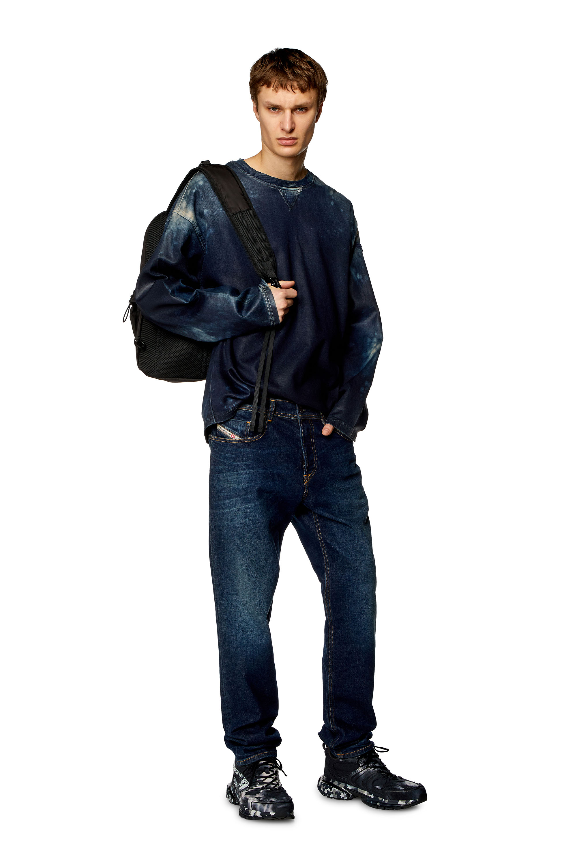 Diesel - Regular Jeans 2023 D-Finitive 09H38 Homme, Bleu Fonc&eacute; - Image 1